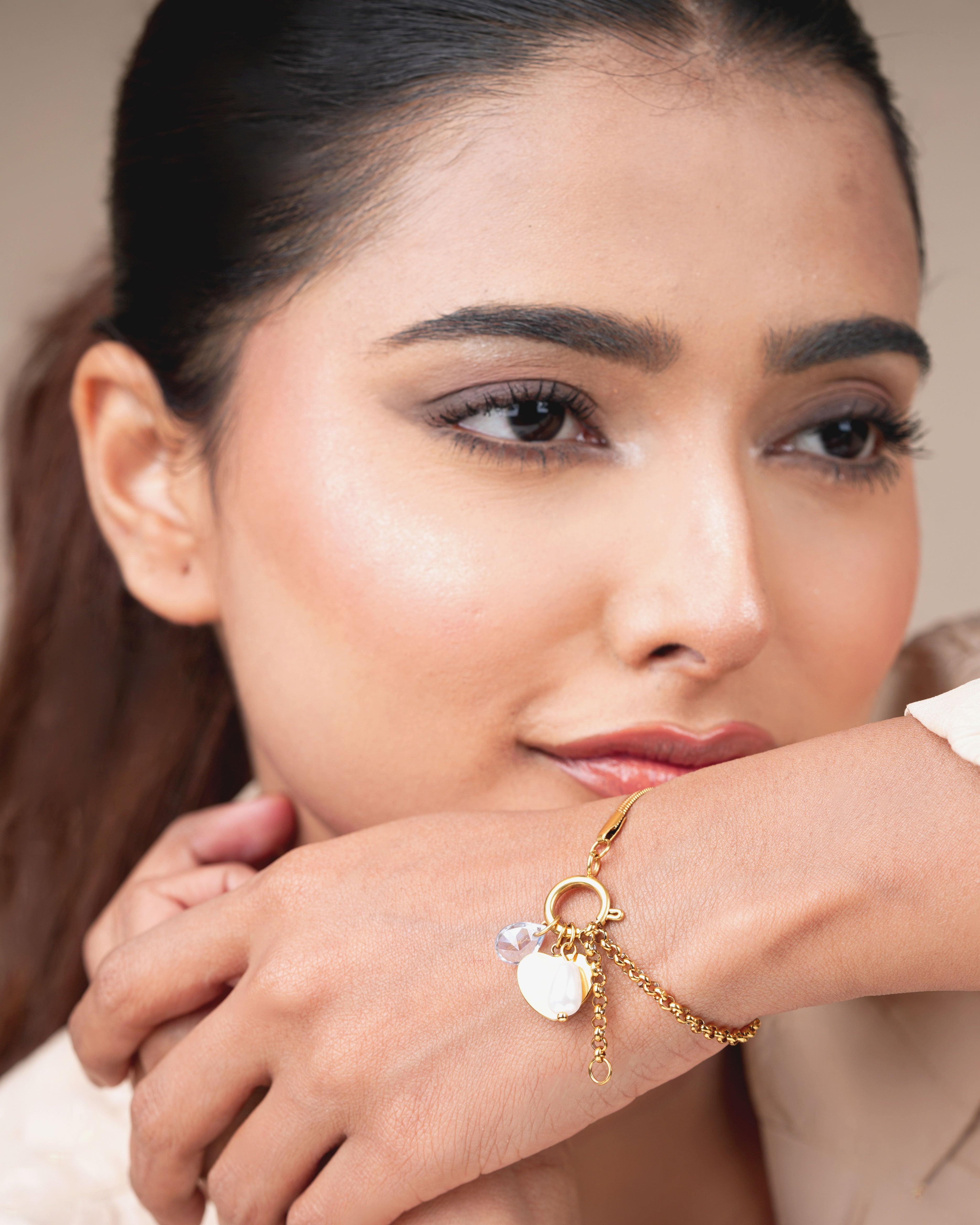 Stylish Heart and Diamond Bracelet – Trendy Jewellery for Women & Girls
