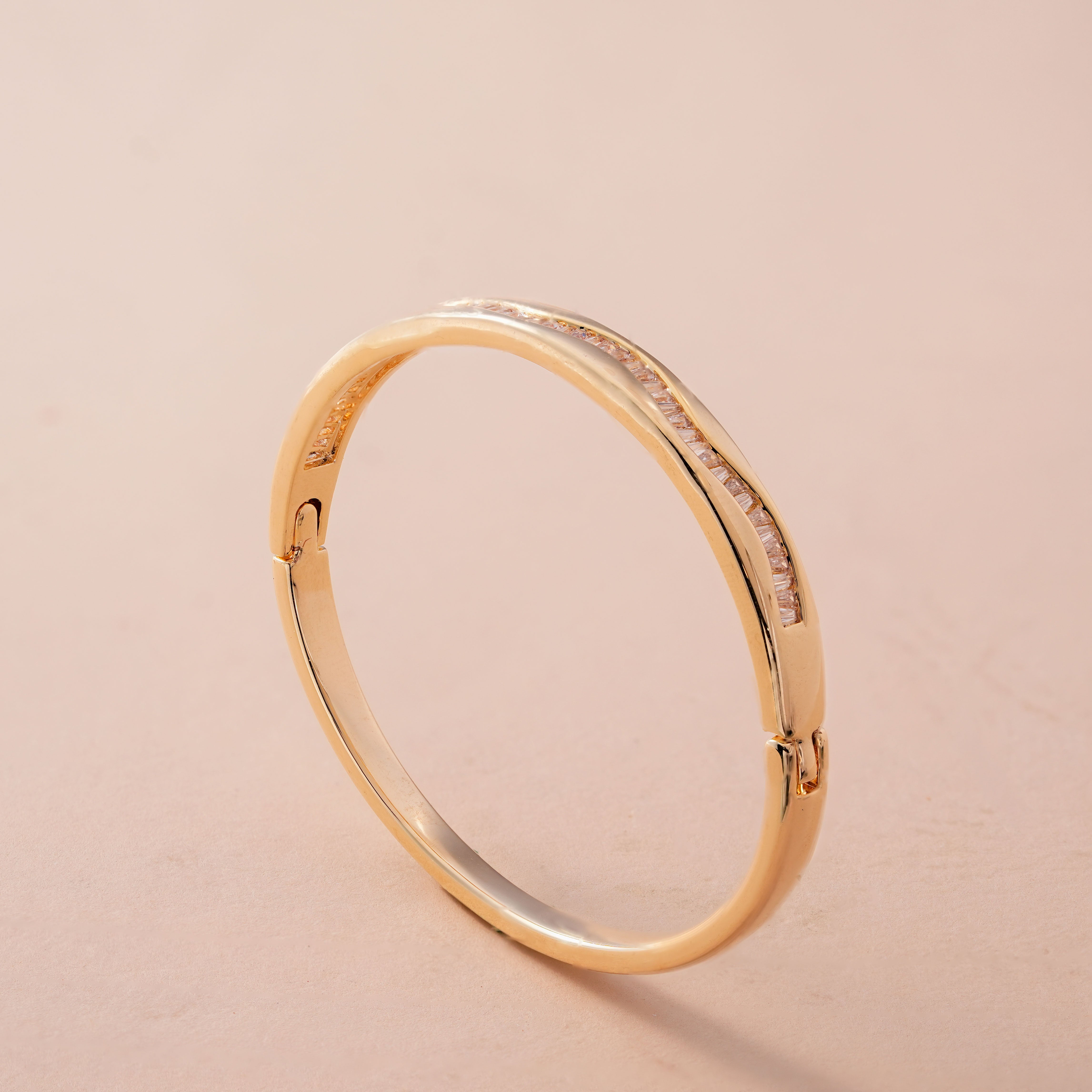 Stylish Diamond Kada Bracelet – Trendy Jewelry for Women & Girls