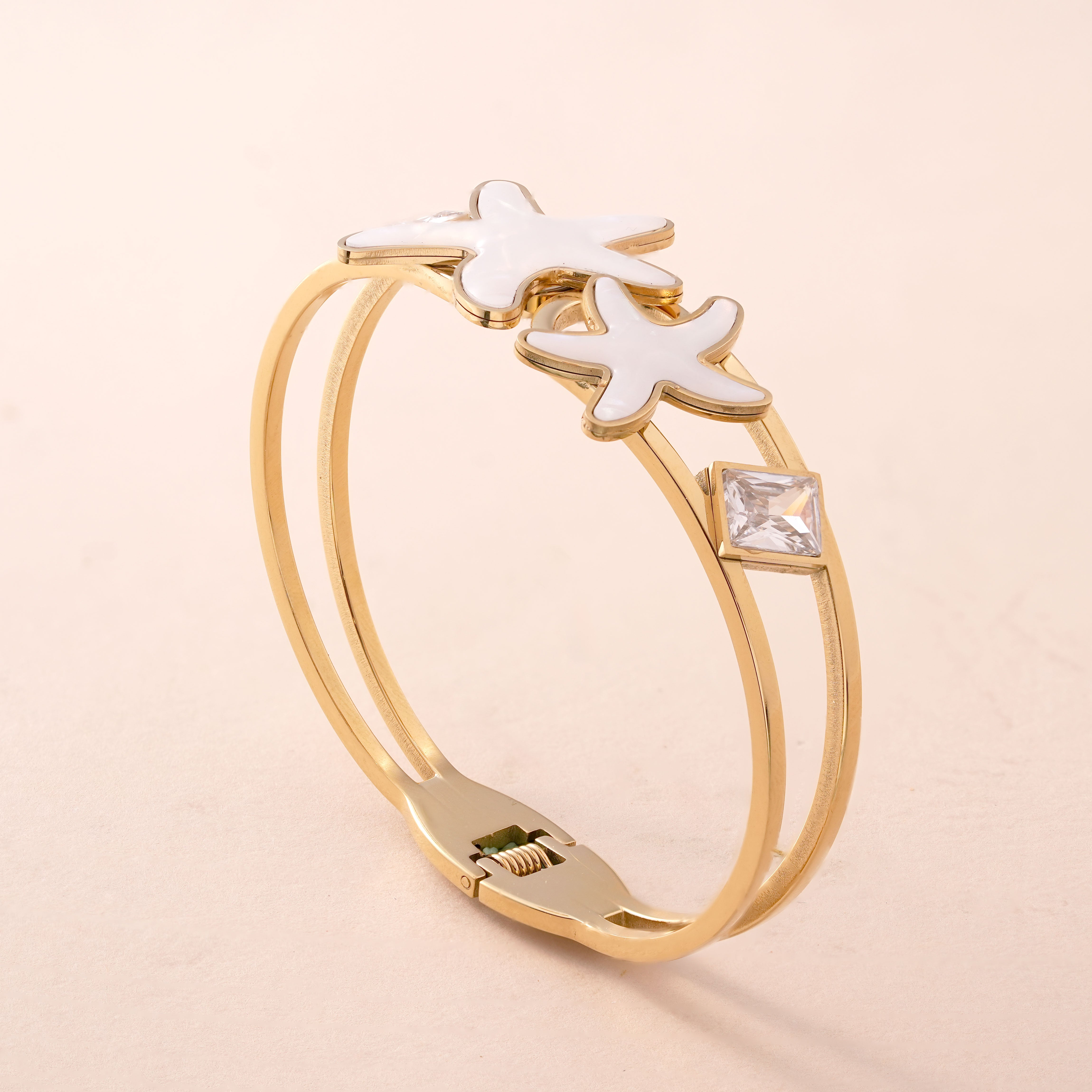 Stylish Star Charm Bracelet – Trendy Jewelry for Women & Girls