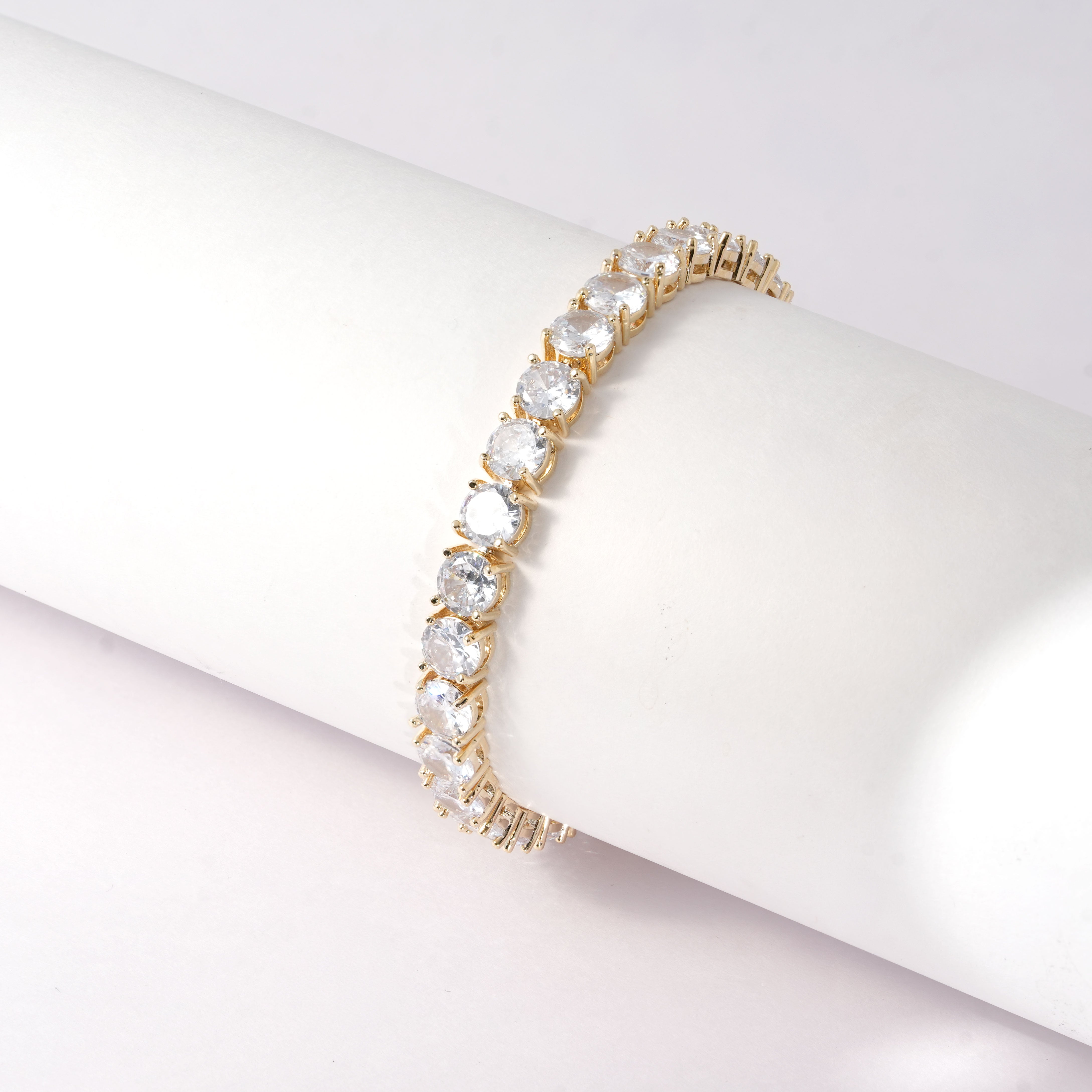 Stylish Lining Bracelet – Trendy Jewellery for Women & Girls