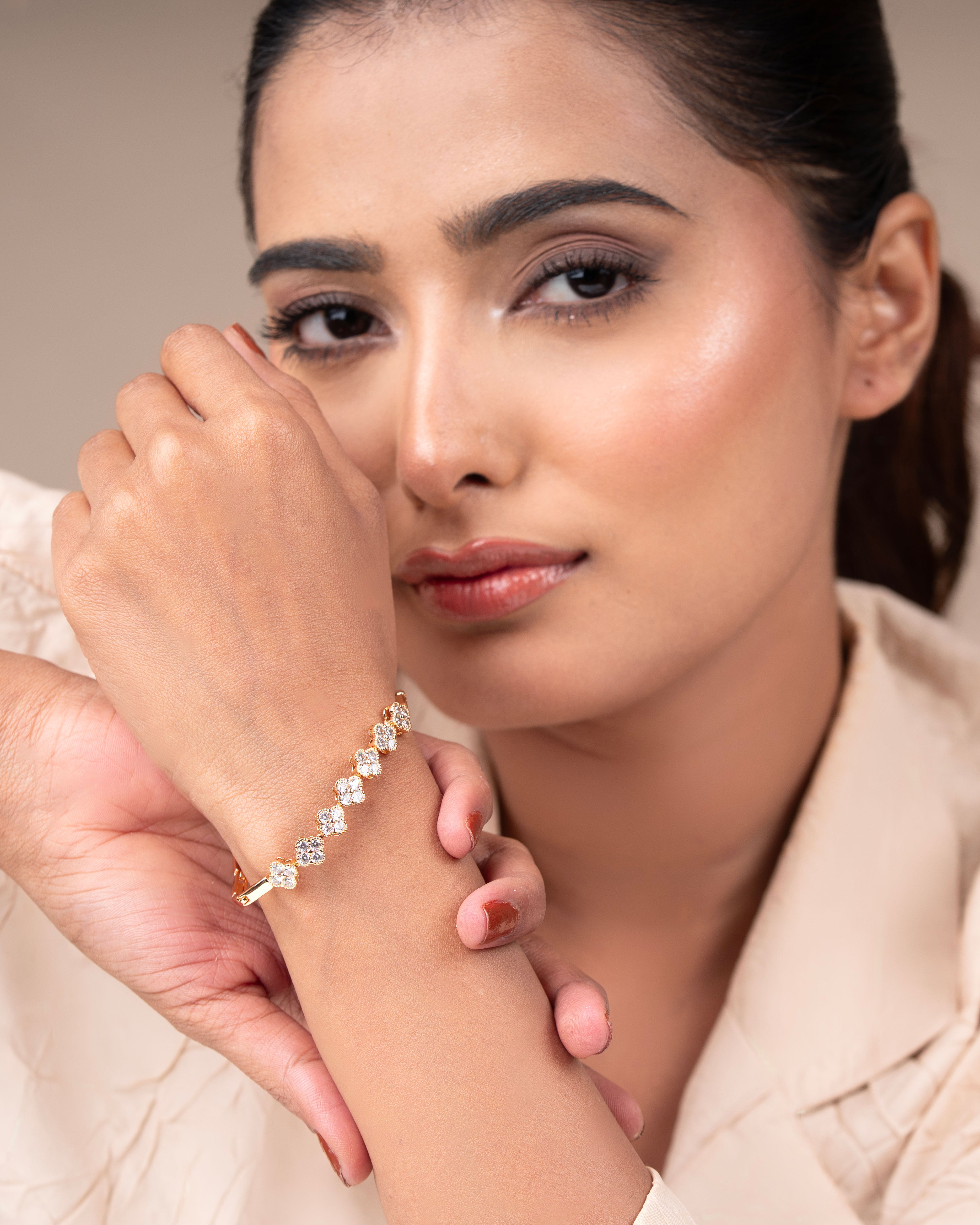 Stylish Rectangle Bracelet – Trendy Jewellery for Women & Girls