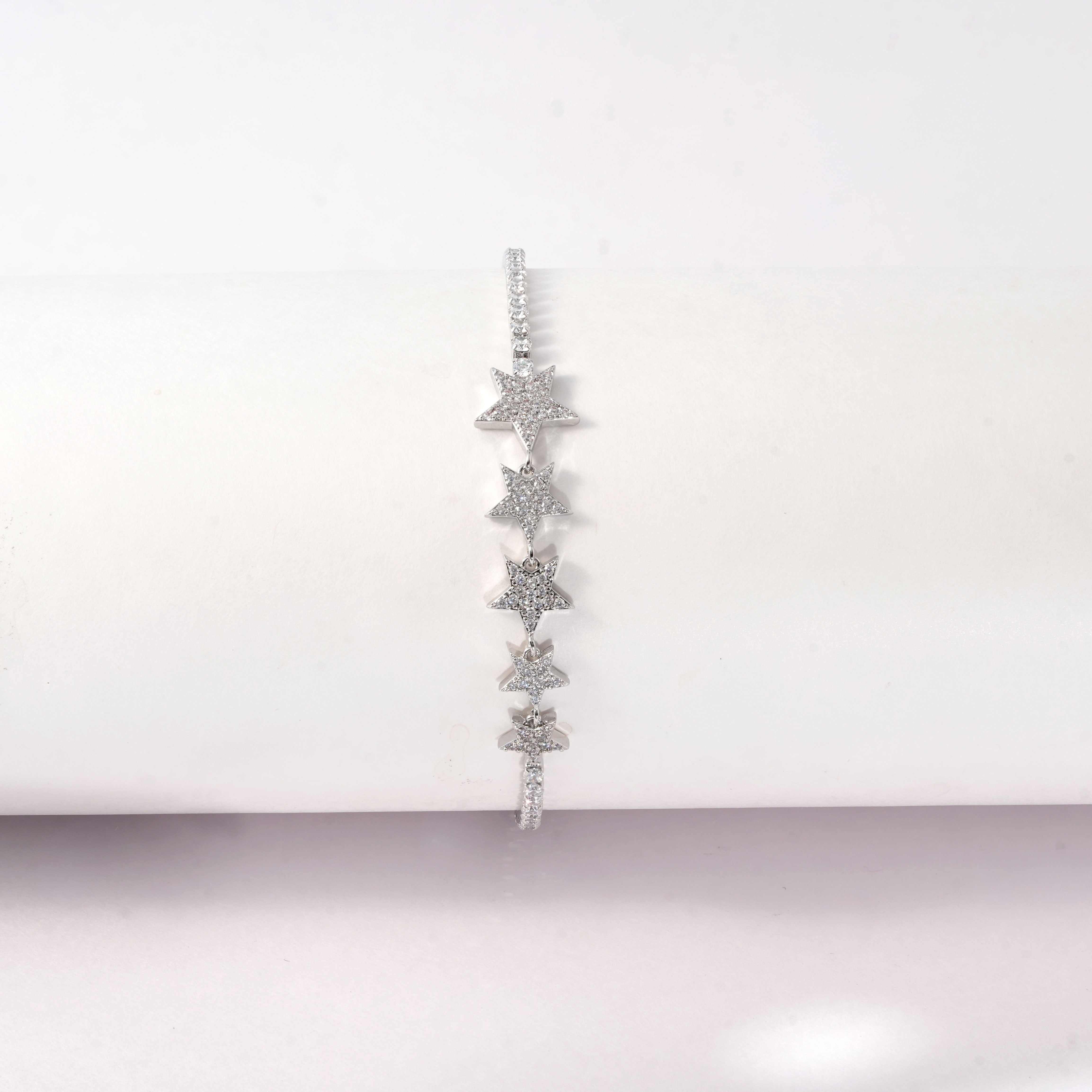 Stylish Star Charm Bracelet – Trendy Jewellery for Women & Girls