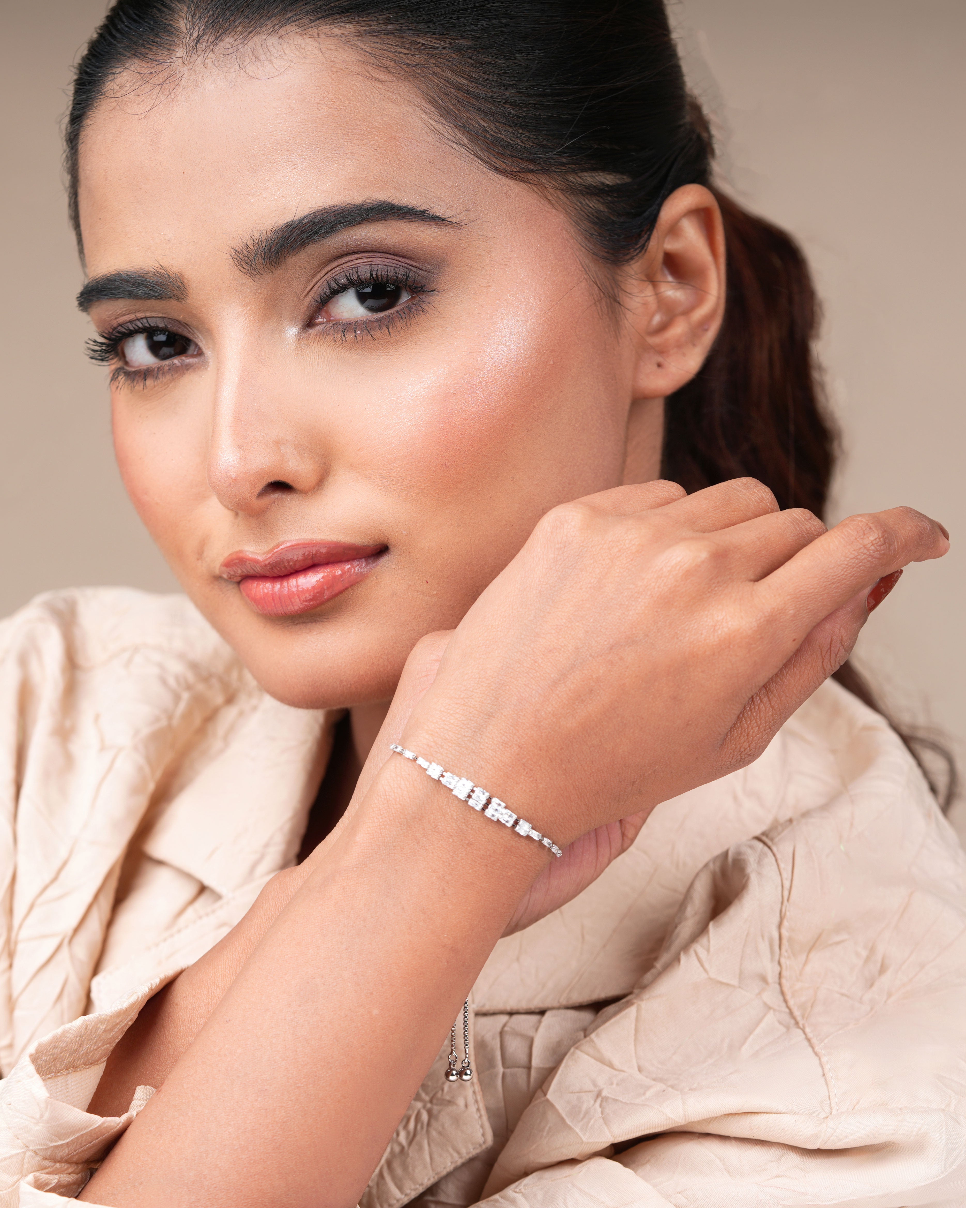 Stylish Connecter Bracelet – Trendy Jewellery for Women & Girls