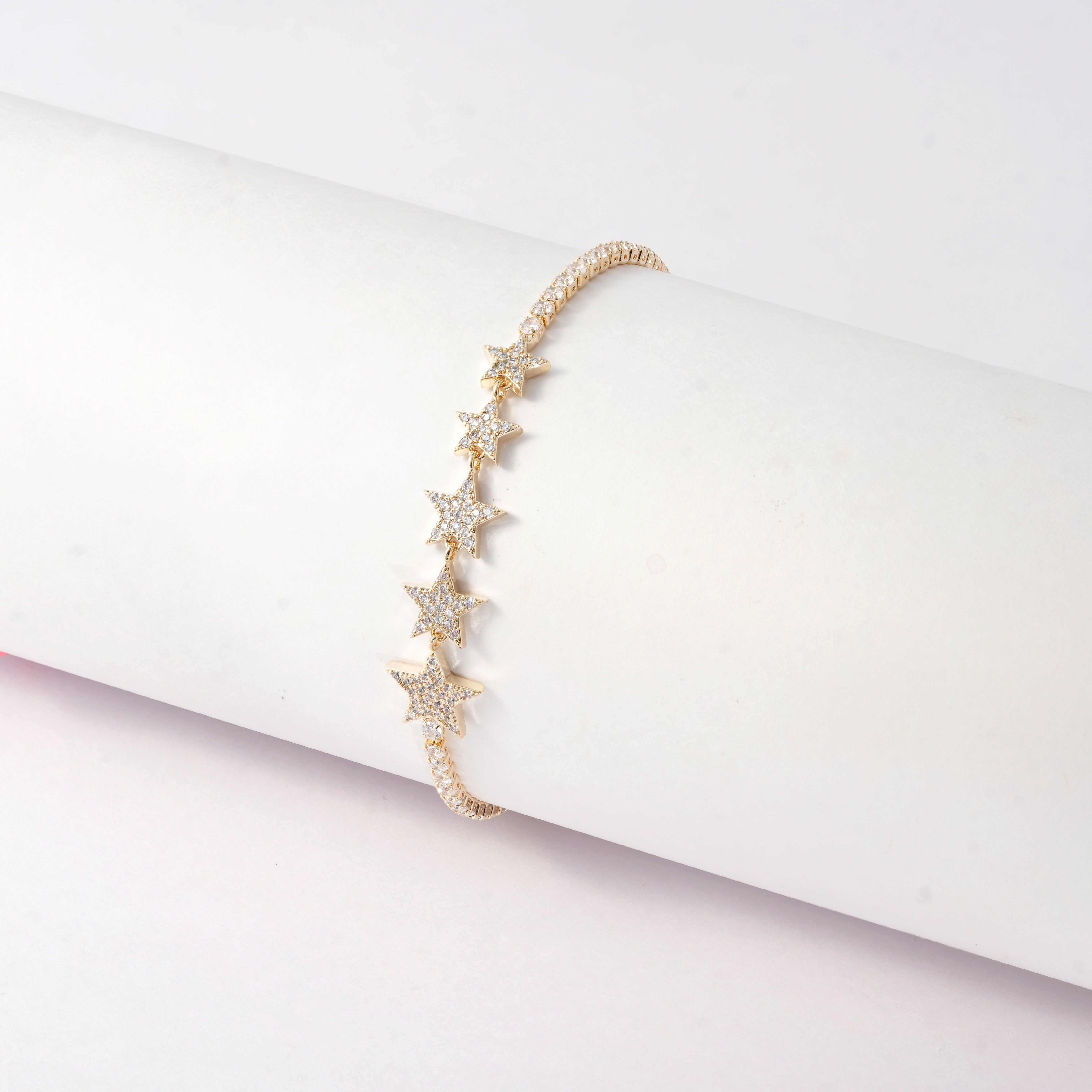 Stylish Star Charm Bracelet – Trendy Jewellry for Women & Girls