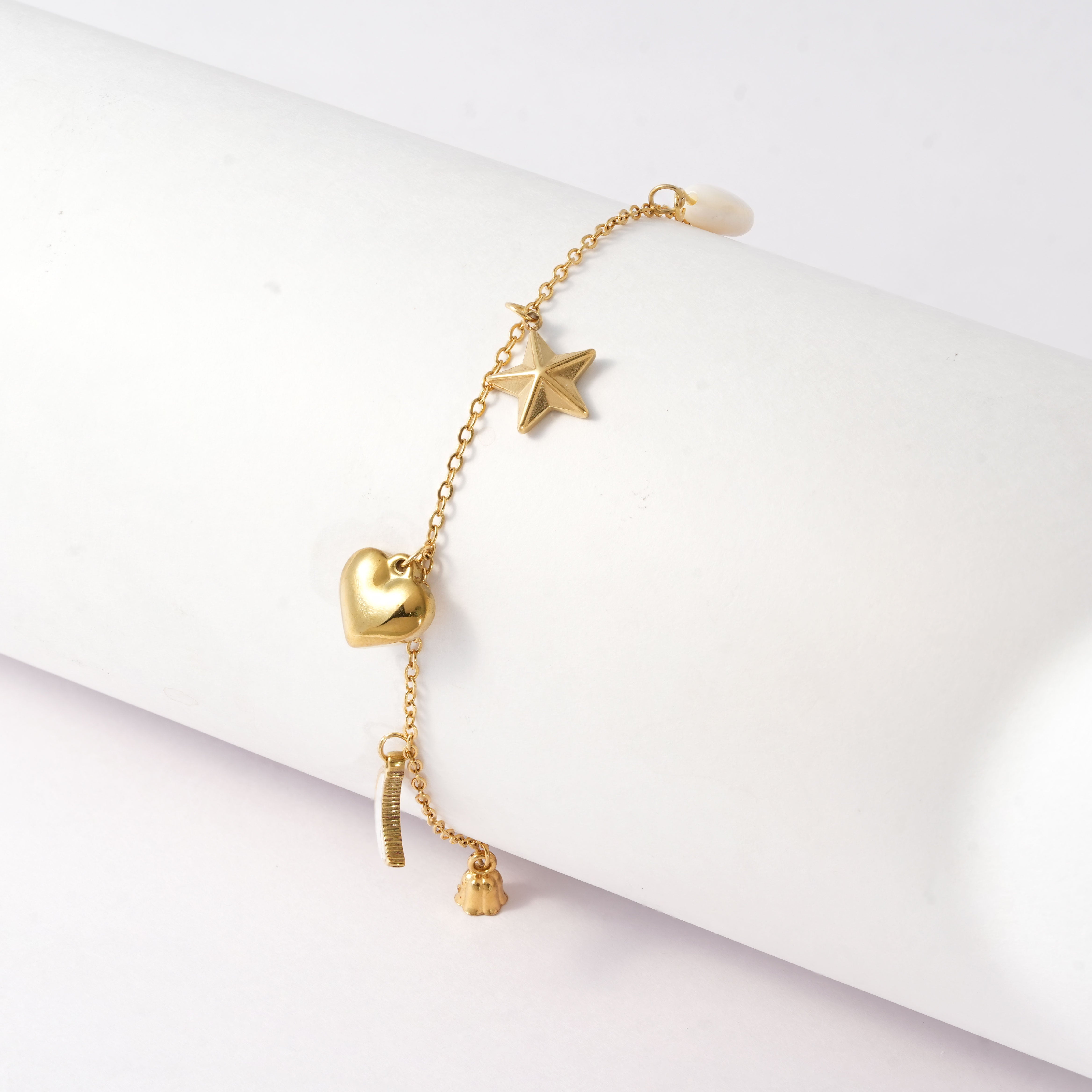 Stylish Heart and Star Bracelet – Trendy Jewellery for Women & Girls