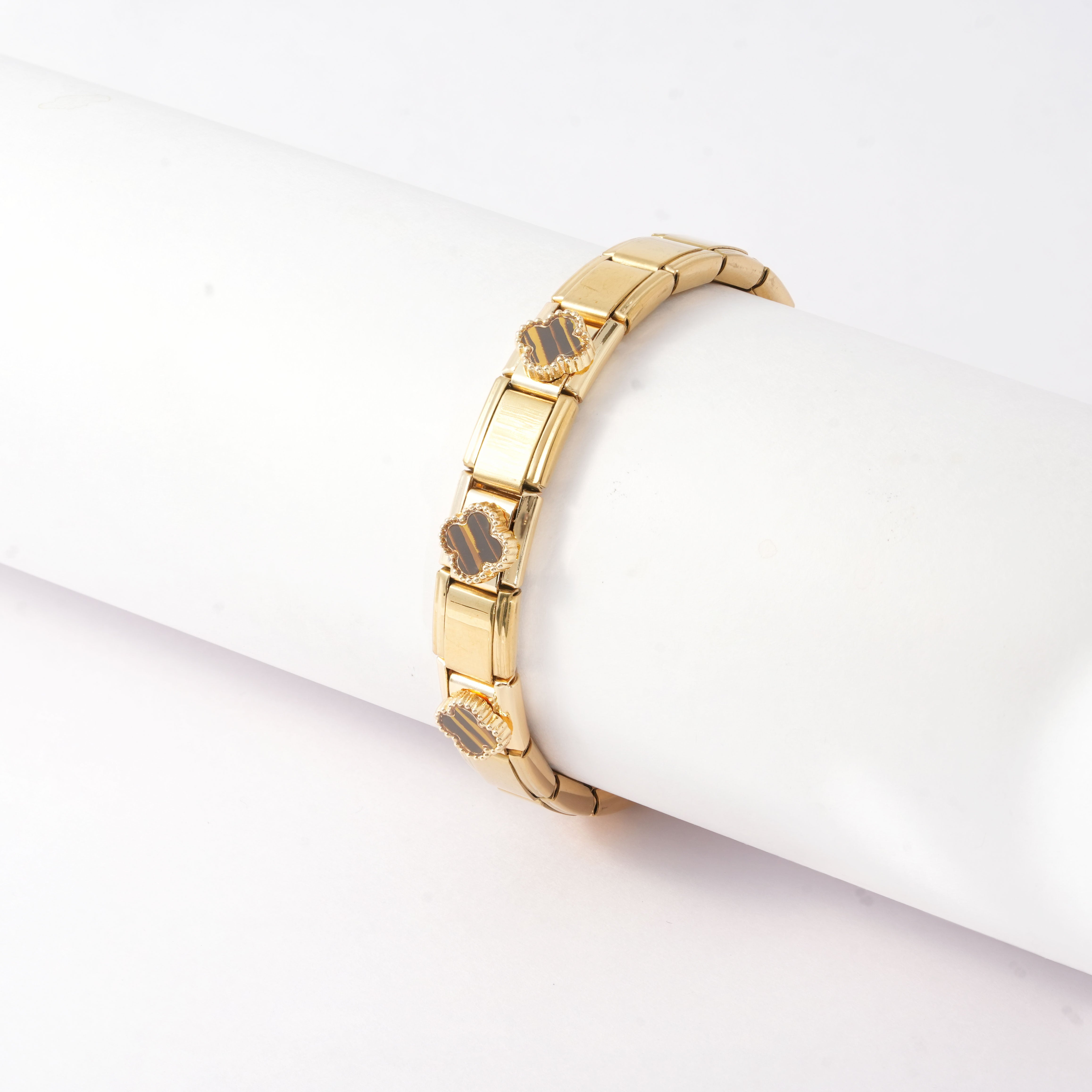 Stylish Mirror Flower Bracelet – Trendy Jewellery for Women & Girls