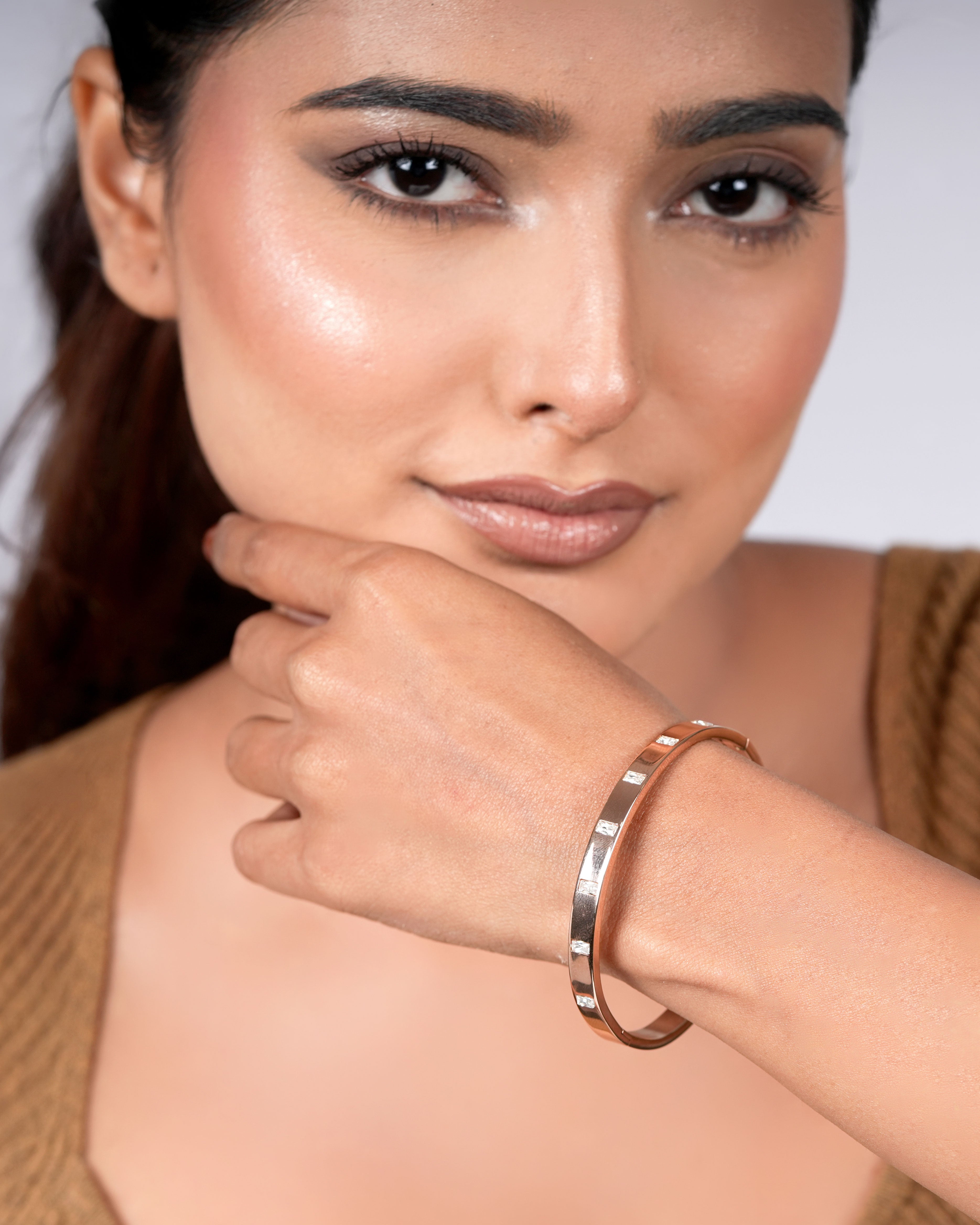 Stylish Simple Kada Bracelet – Trendy Jewelry for Women & Girls