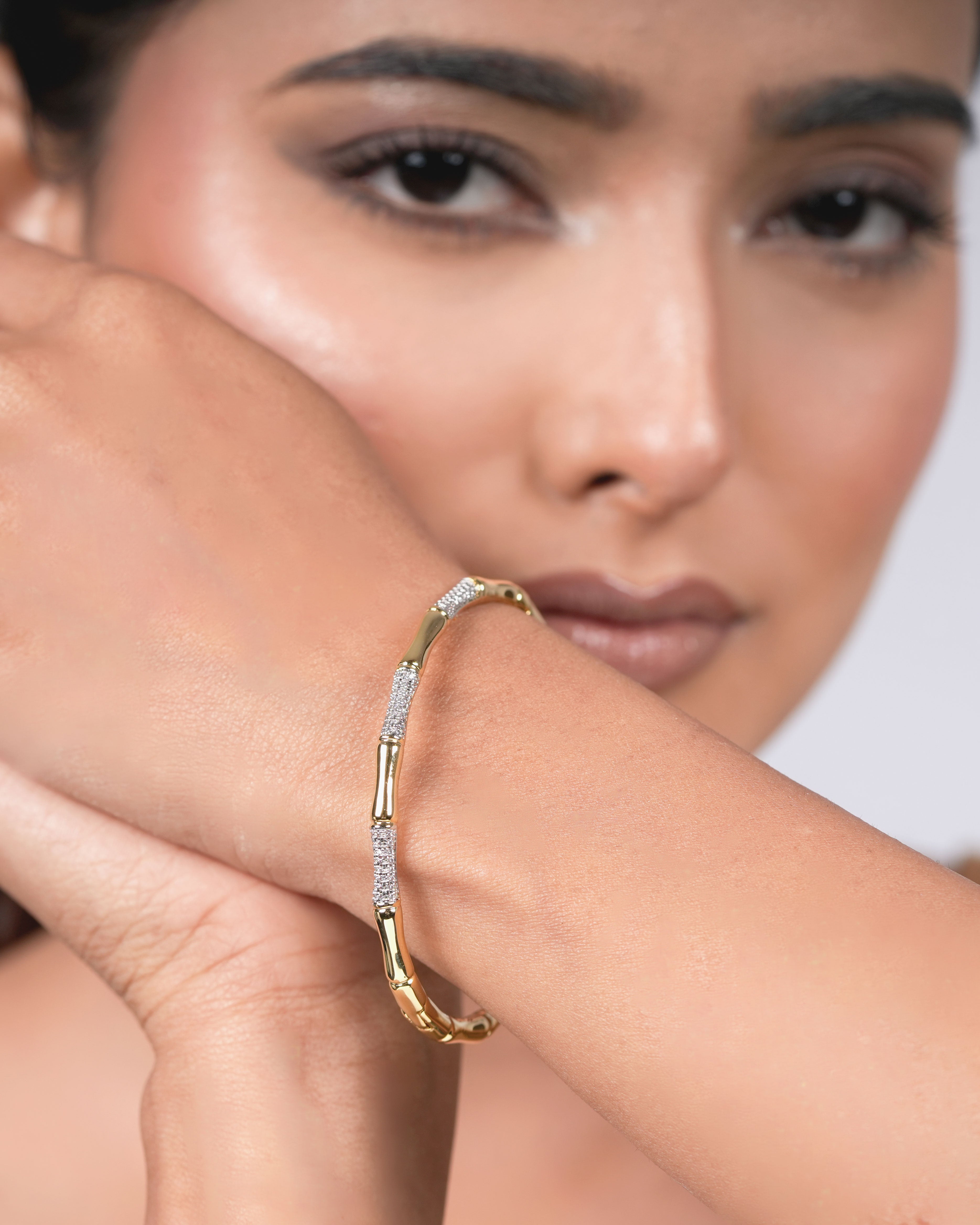 Stylish Slim Kada Bracelet – Trendy Jewelry for Women & Girls