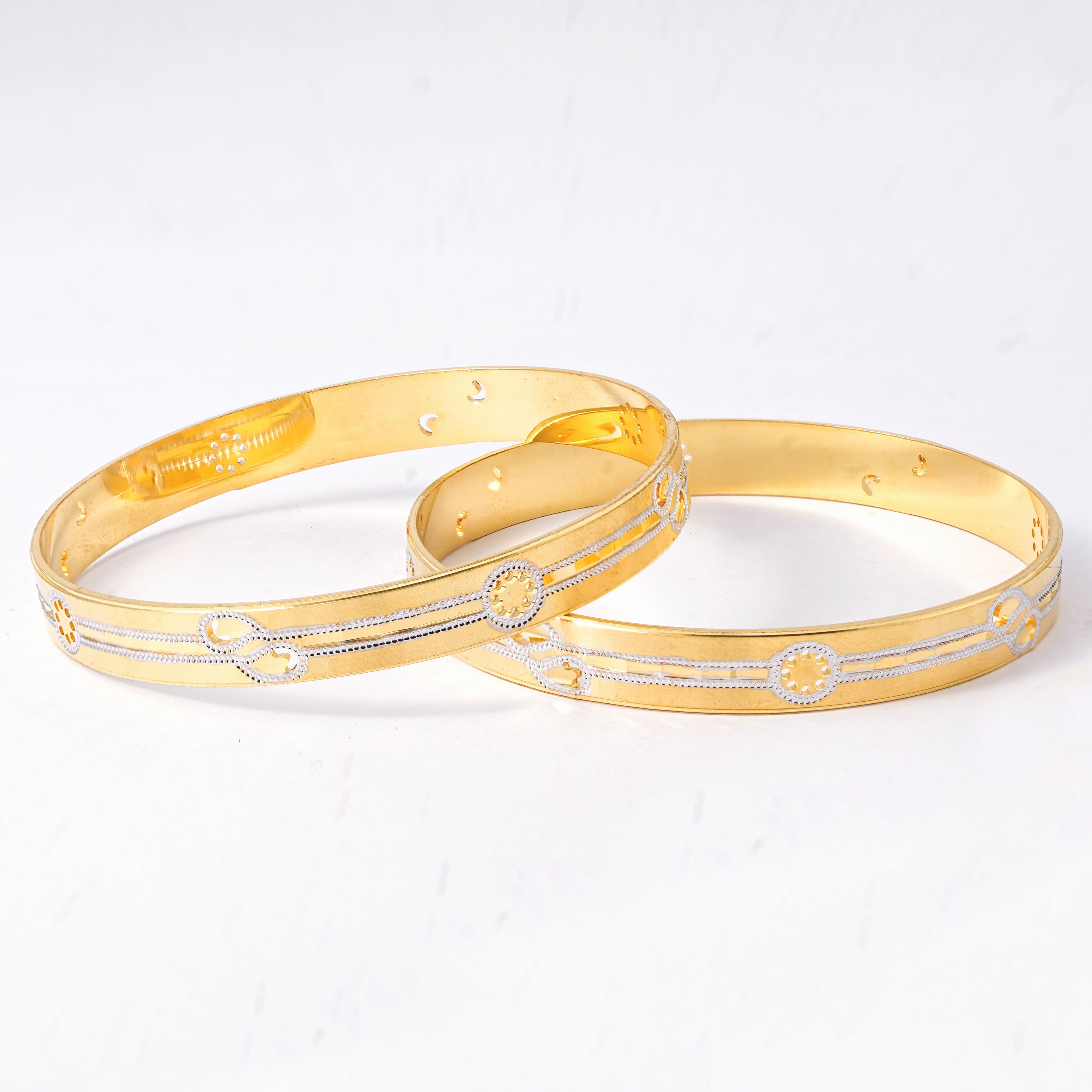 Classic Heart Line Diamond Band Bangles – Timeless Elegance for Women