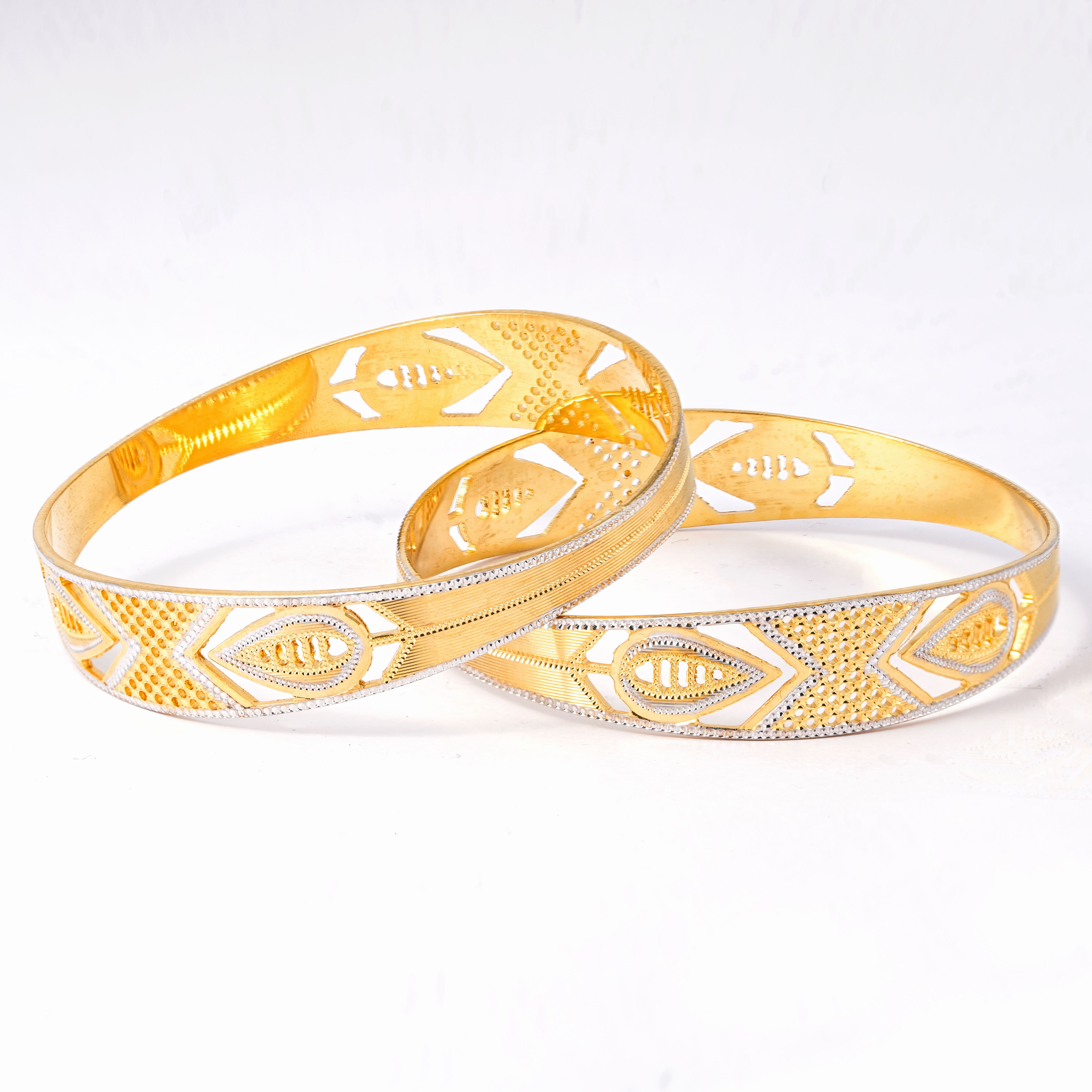 Classic Leaf Line Diamond Band Bangles – Timeless Elegance for Women