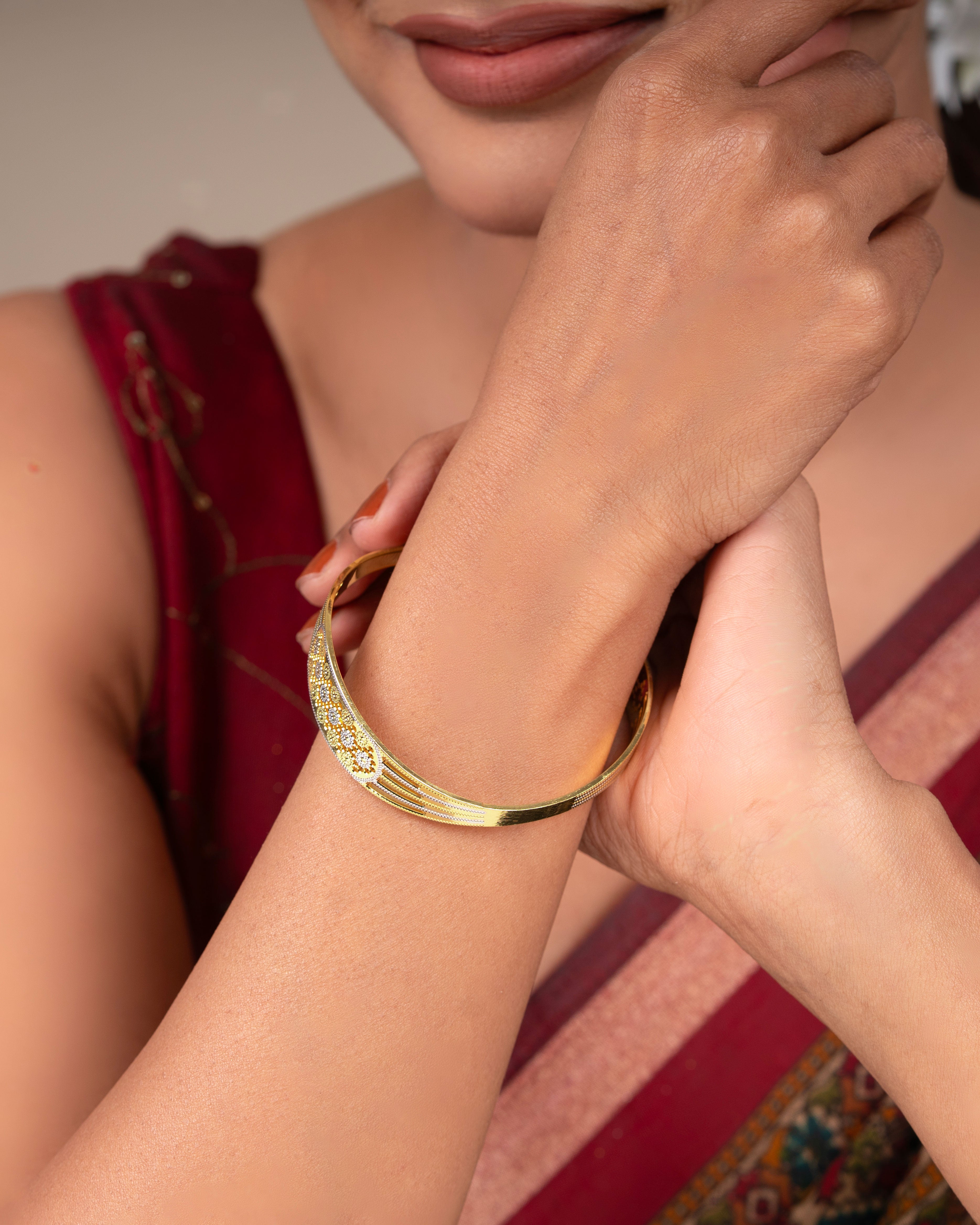 Classic Diamond Band Bangles – Timeless Elegance for Women