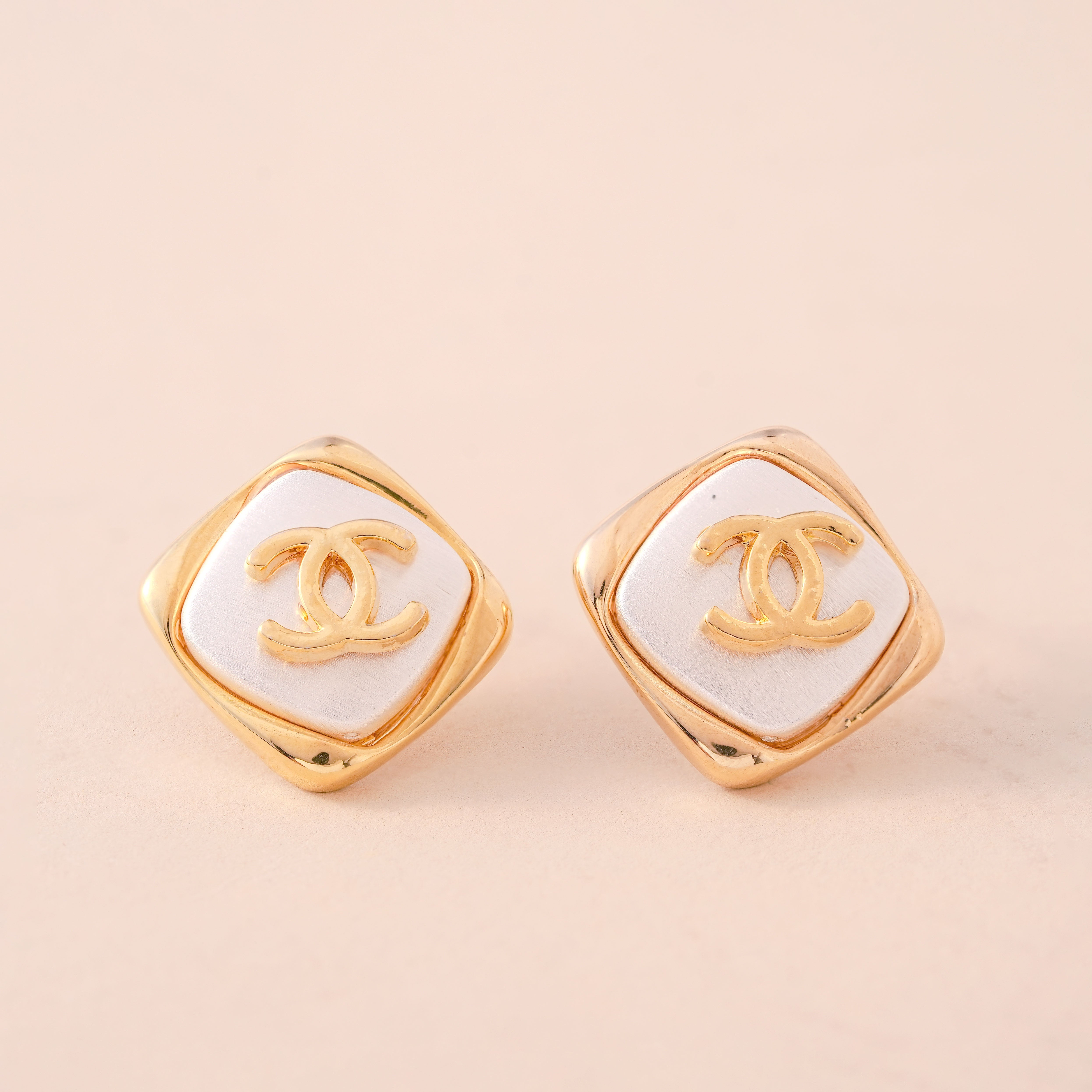 Elegant Earrings – Fashion Statement Jewellery for Women