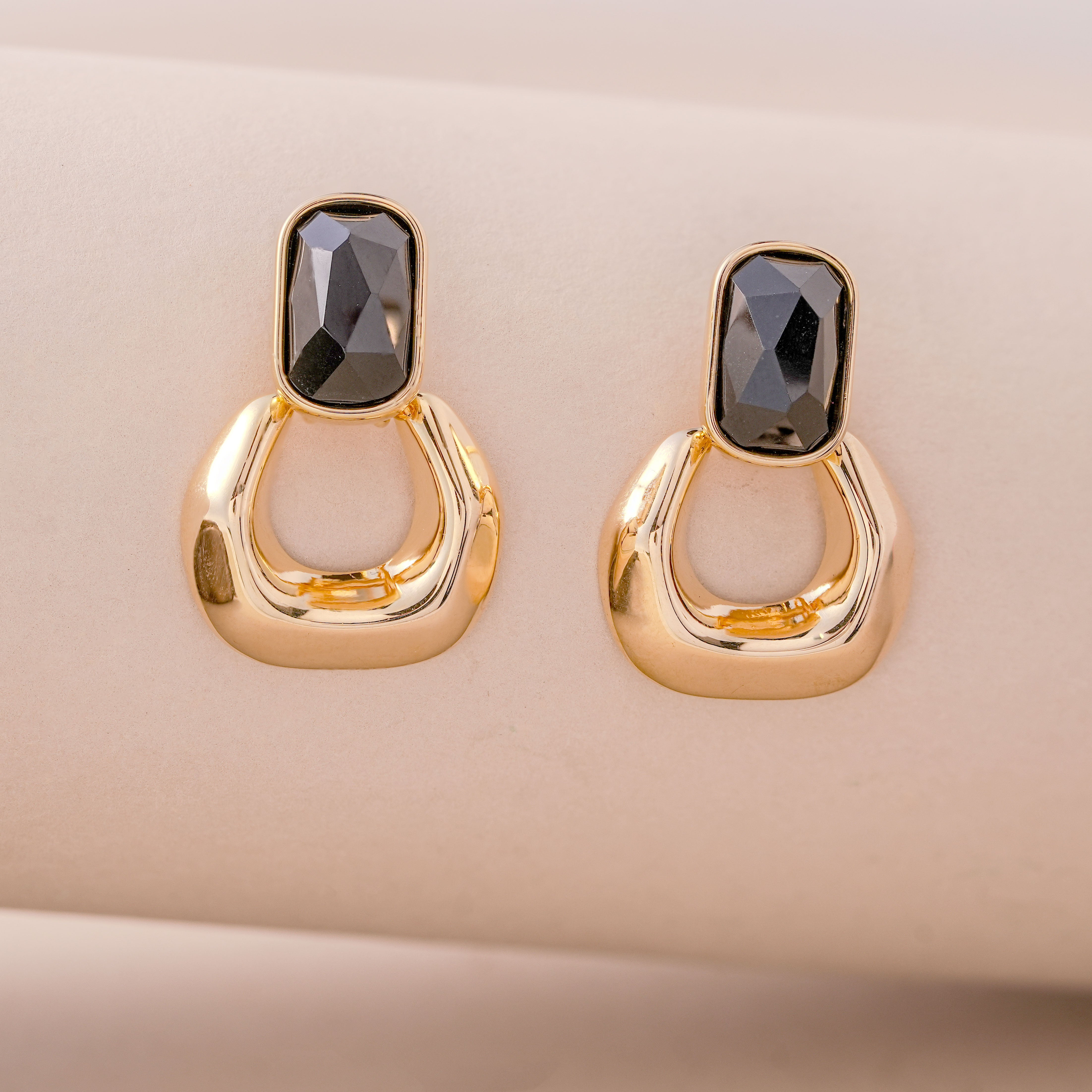 Elegant Black Dimond Earrings – Fashion Statement Jewellery for Women