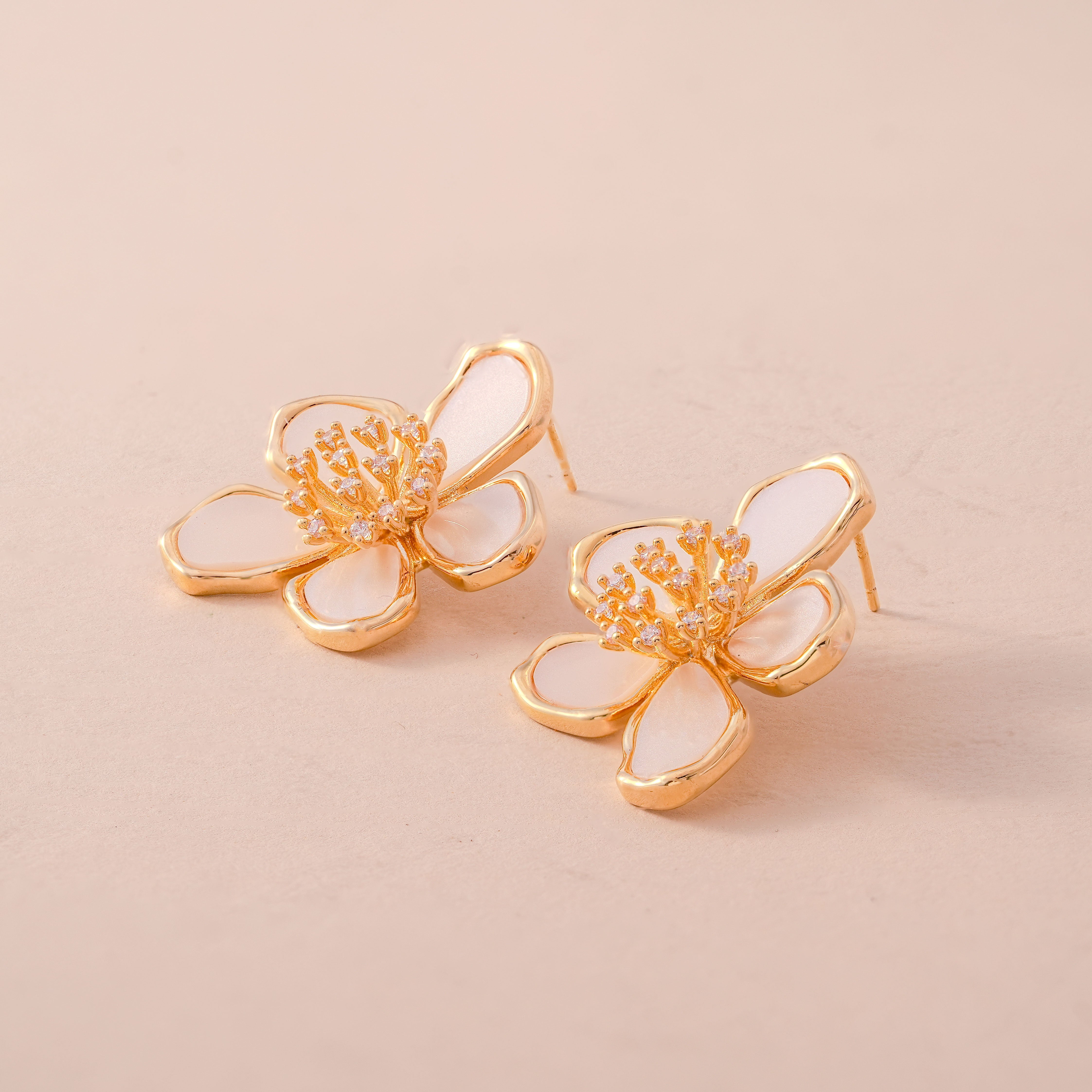 Elegant Floral Earrings – Fashion Statement Jewellery for Women