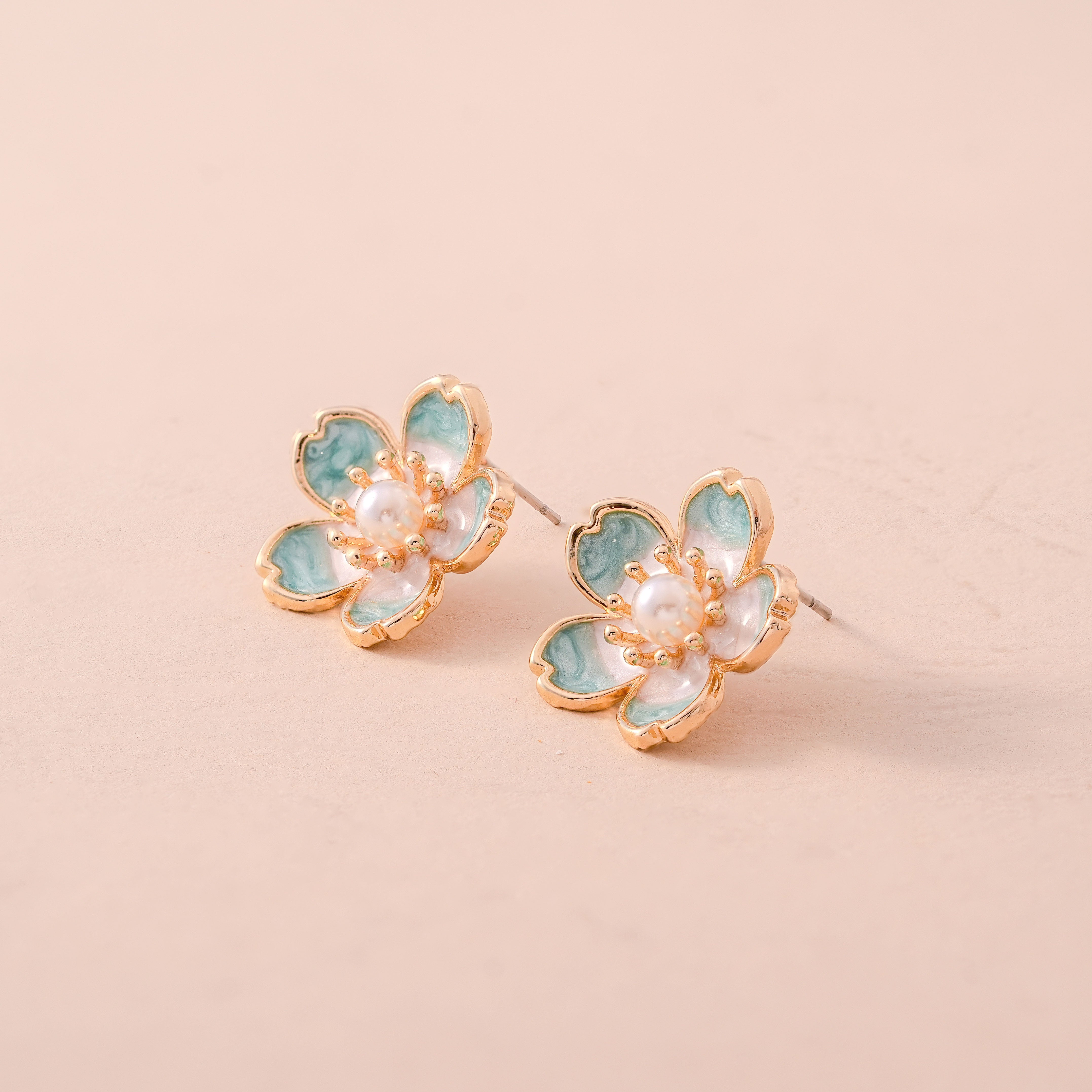 Elegant Floral Earrings – Fashion Statement Jewellery for Women