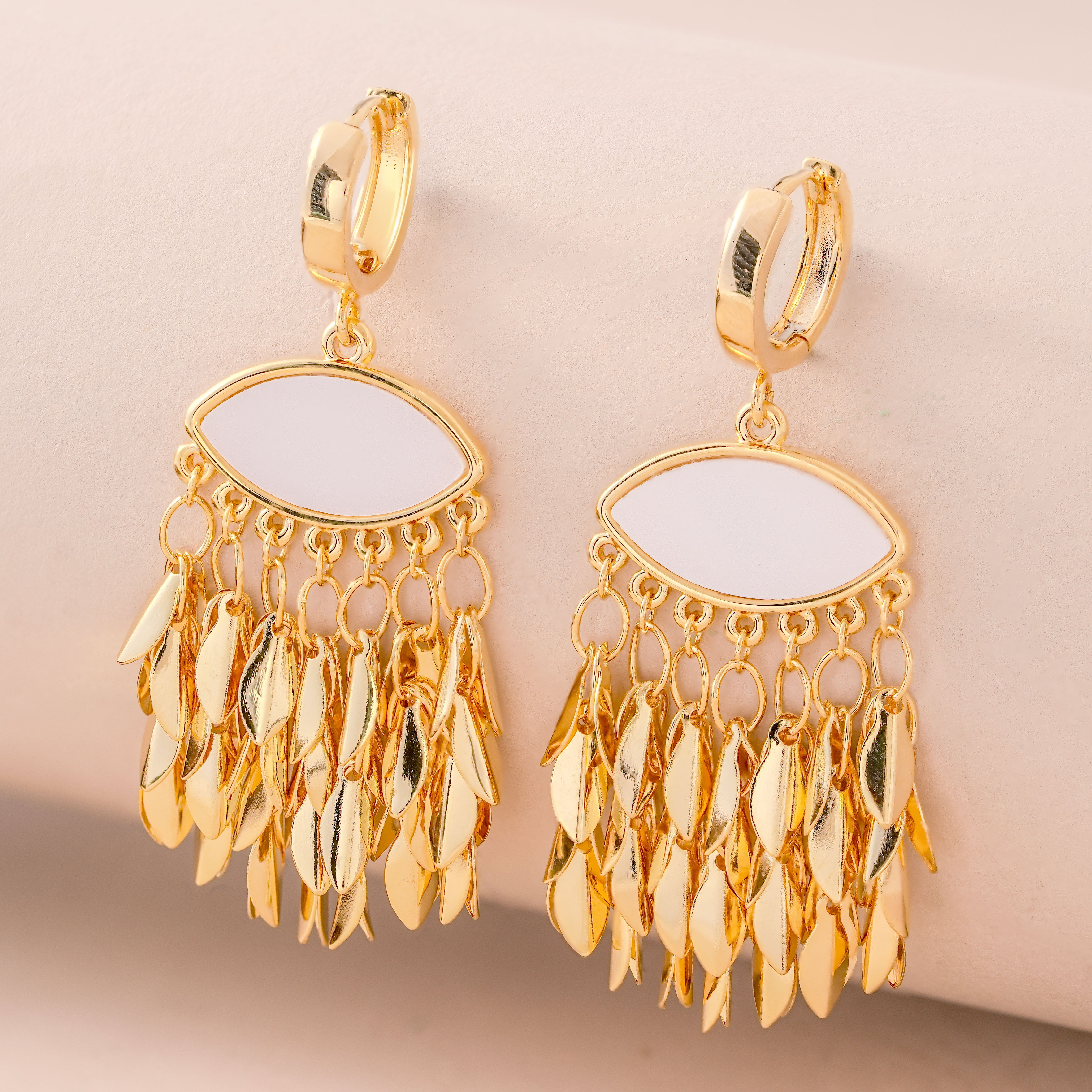 Elegant Creatin Earrings – Fashion Statement Jewelry for Women