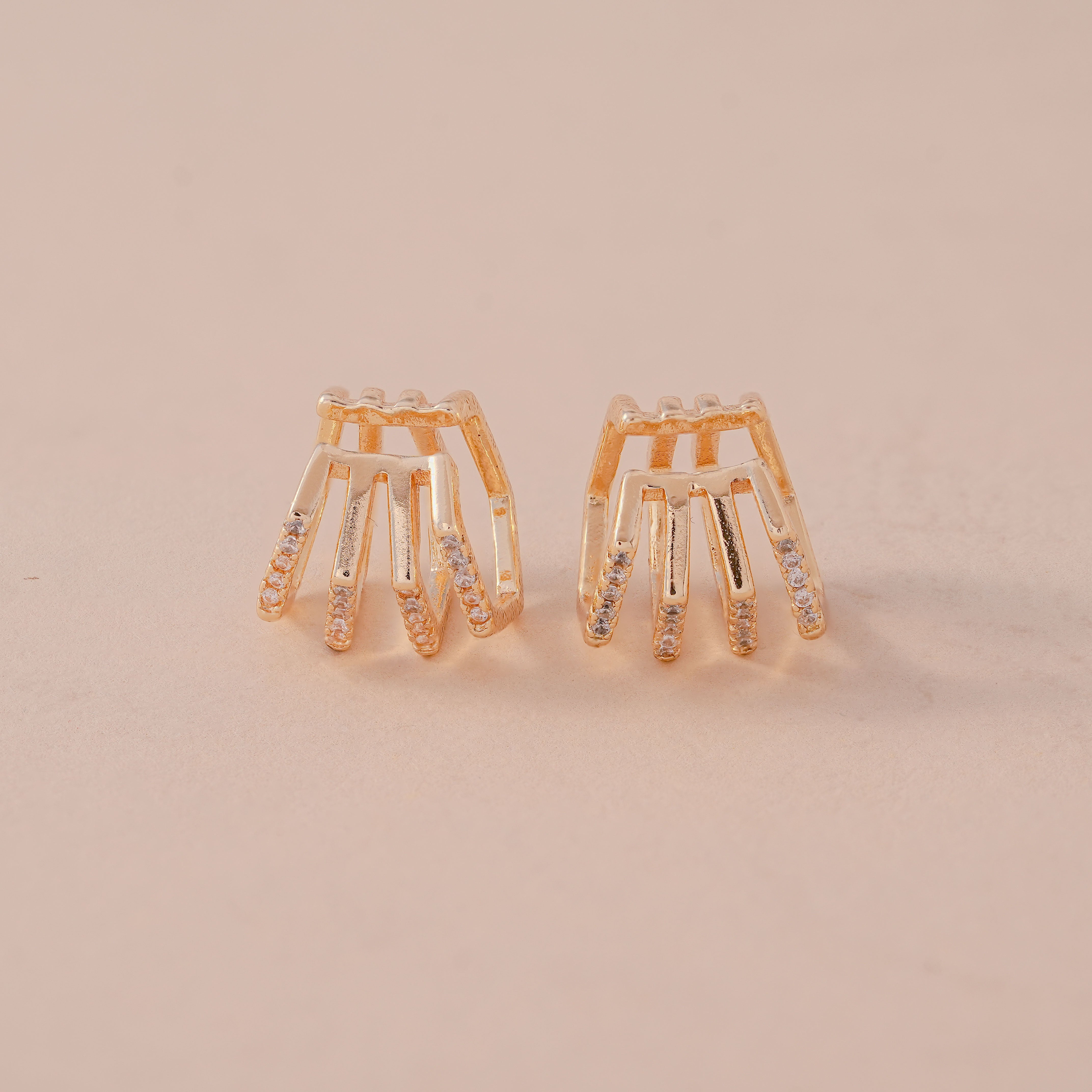 Elegant Curve Earrings – Fashion Statement Jewellery for Women
