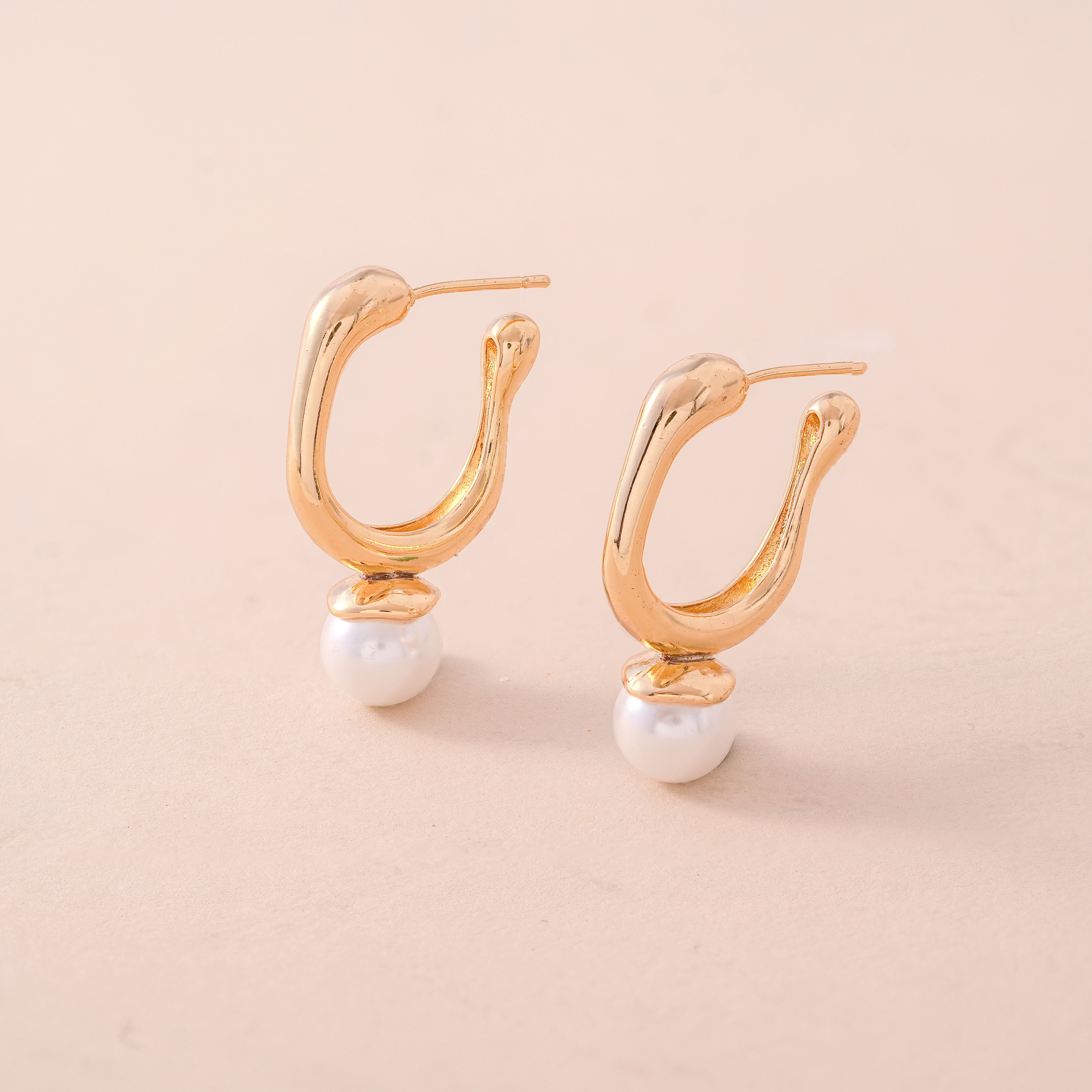 Elegant White Jem Earrings – Fashion Statement Jewellery for Women