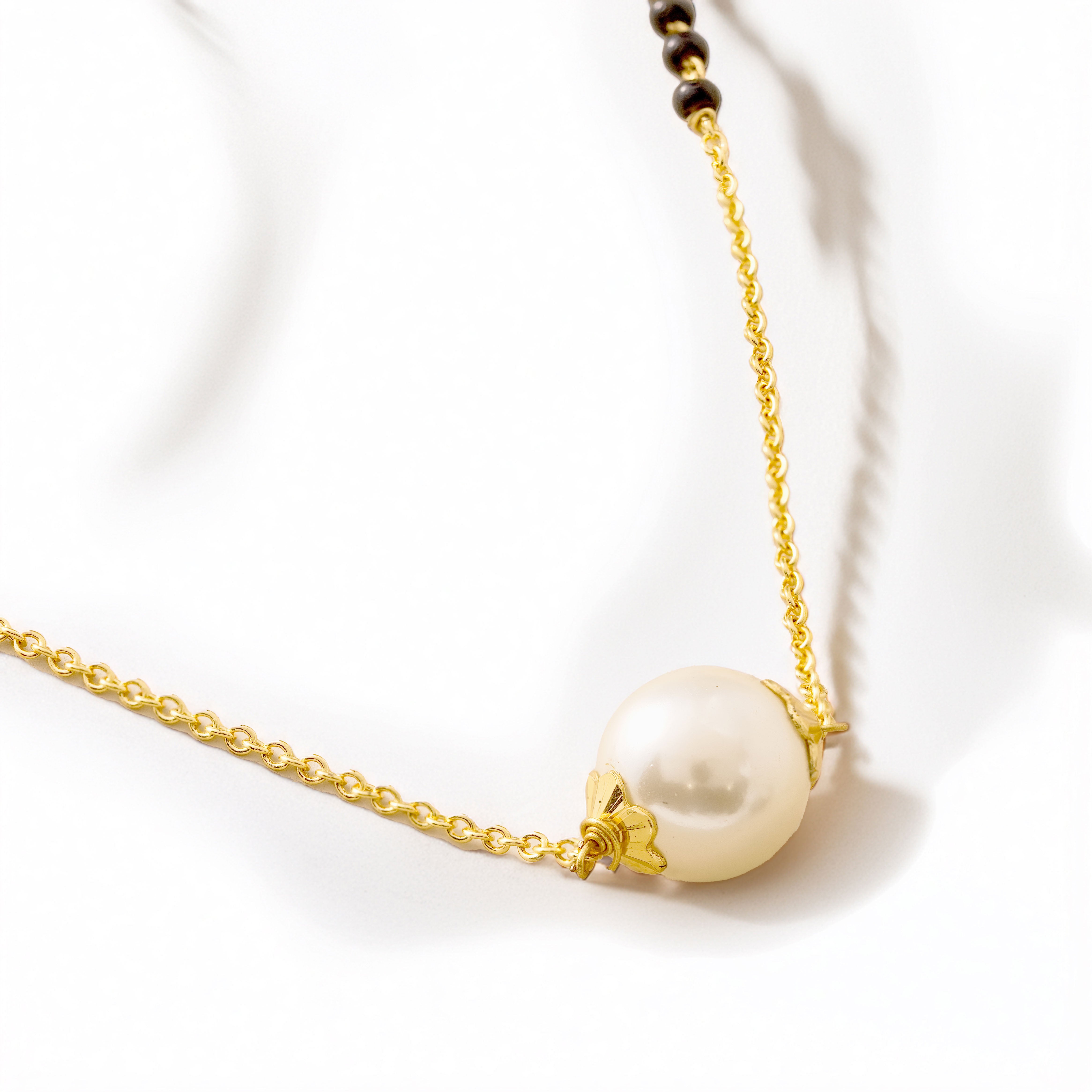 Elegant White Jams Diamond Mangalsutra Necklace – Traditional & Stylish Jewellery for Women