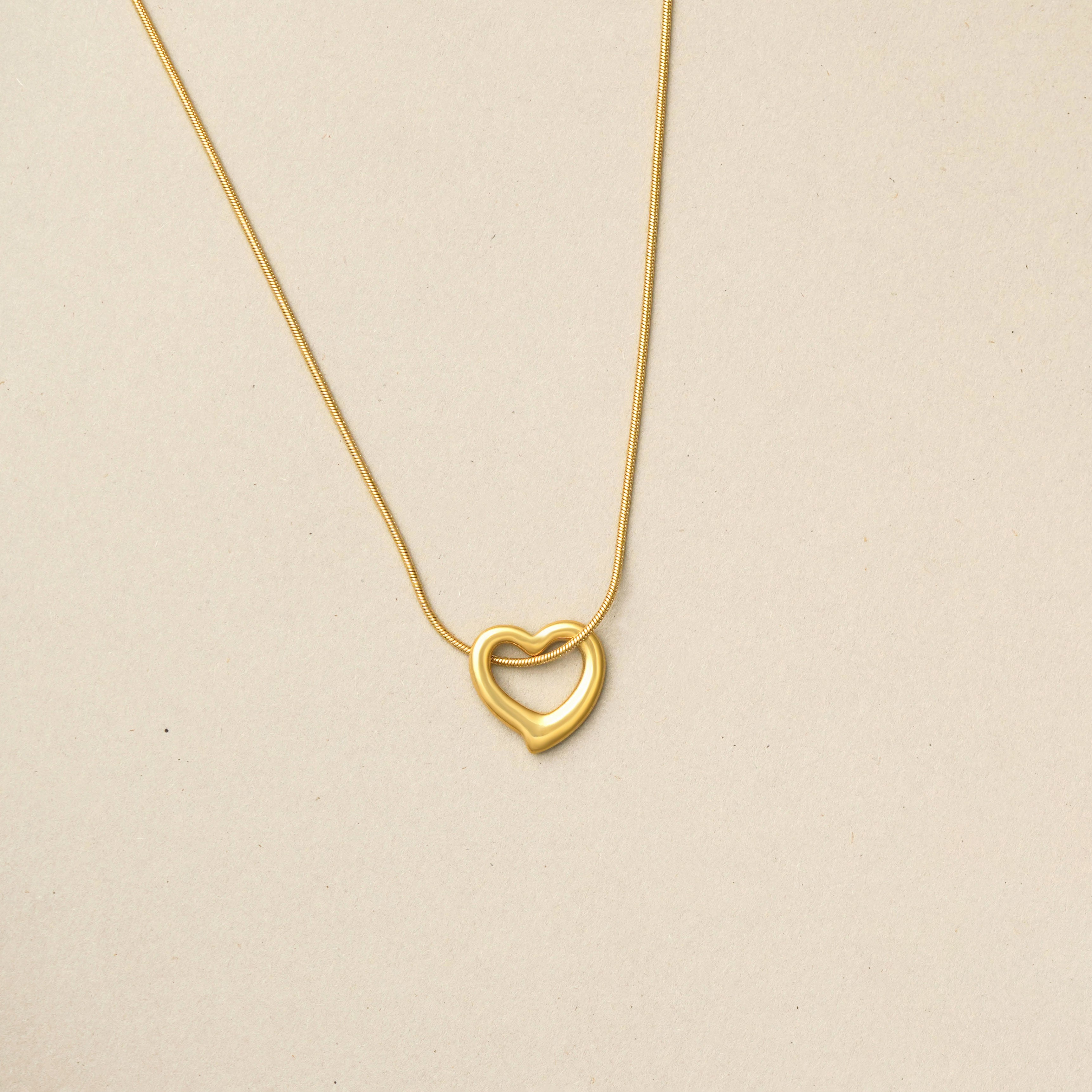 Twisted Heart Anti Tarnish Necklace for Women & Girls