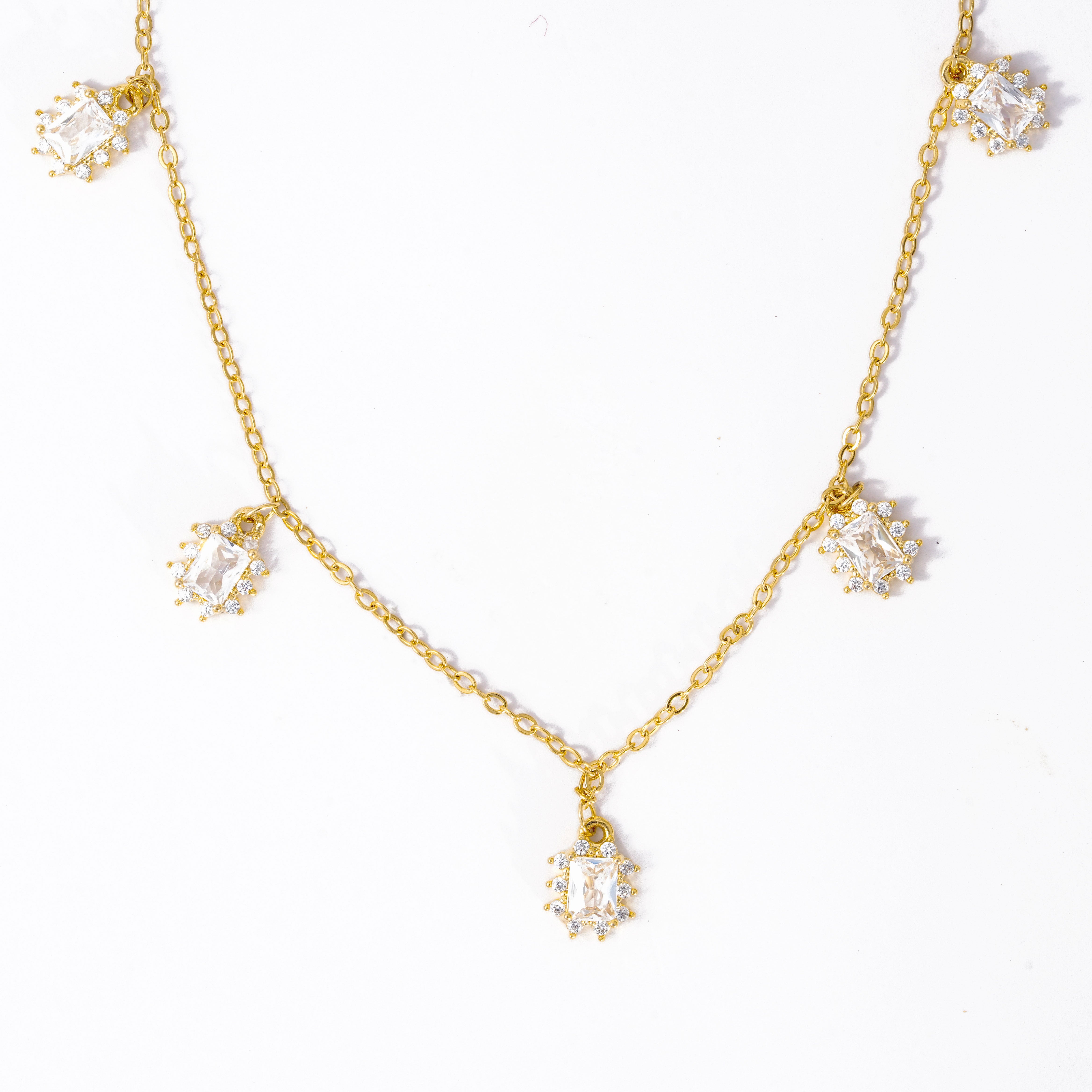 Circle Around Petal Anti Tarnish Necklace With Earrings
