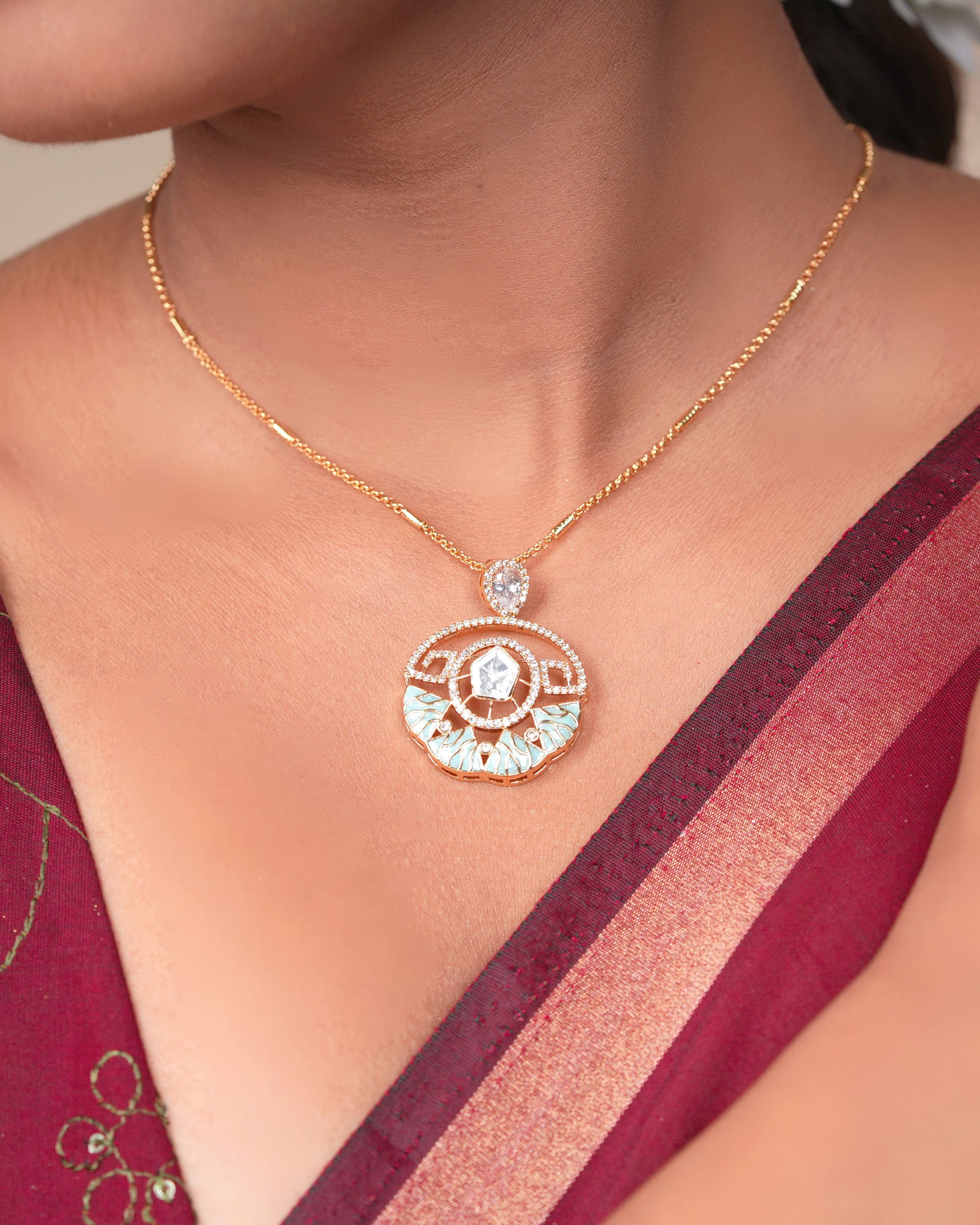 Blooming Radiance Necklace With Earrings