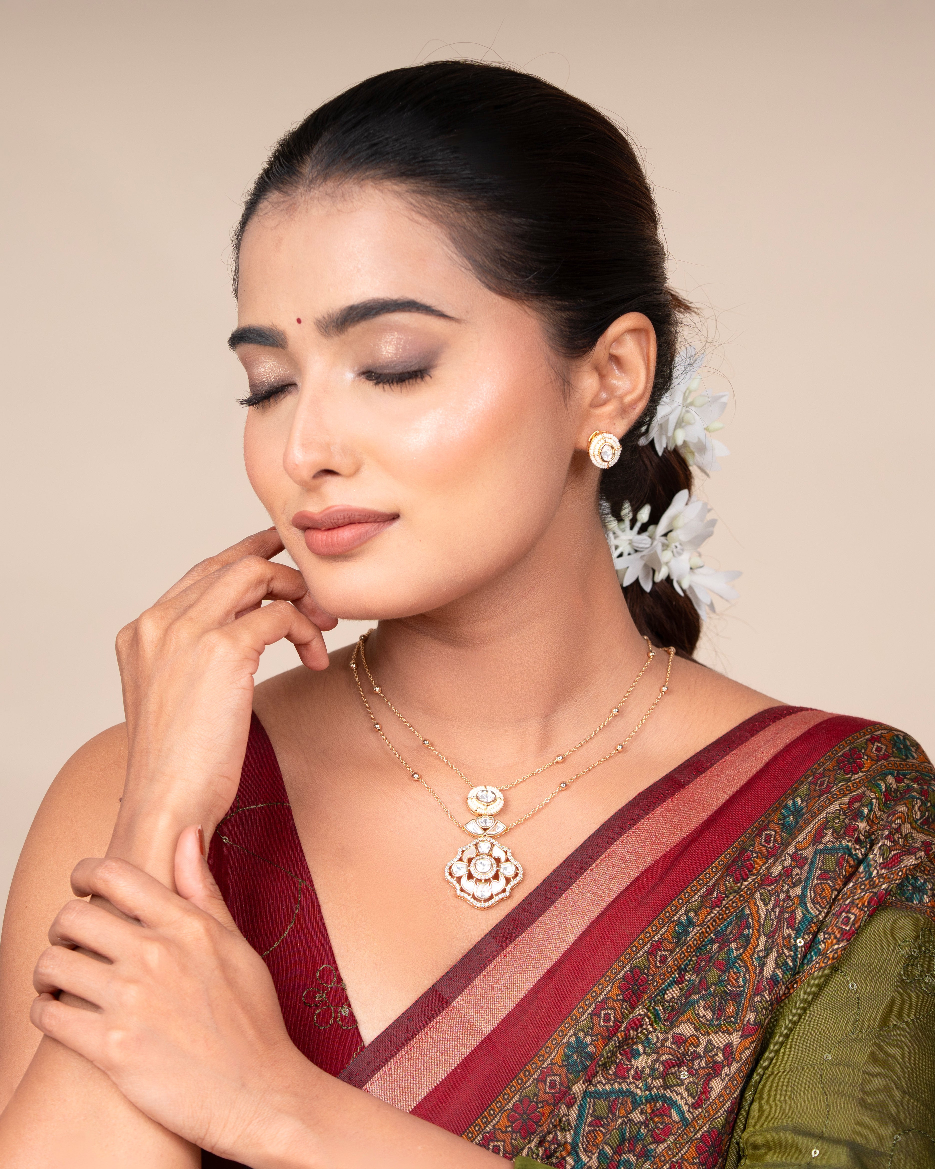 Gold Polish Full Stone Desing Necklace With Earrings