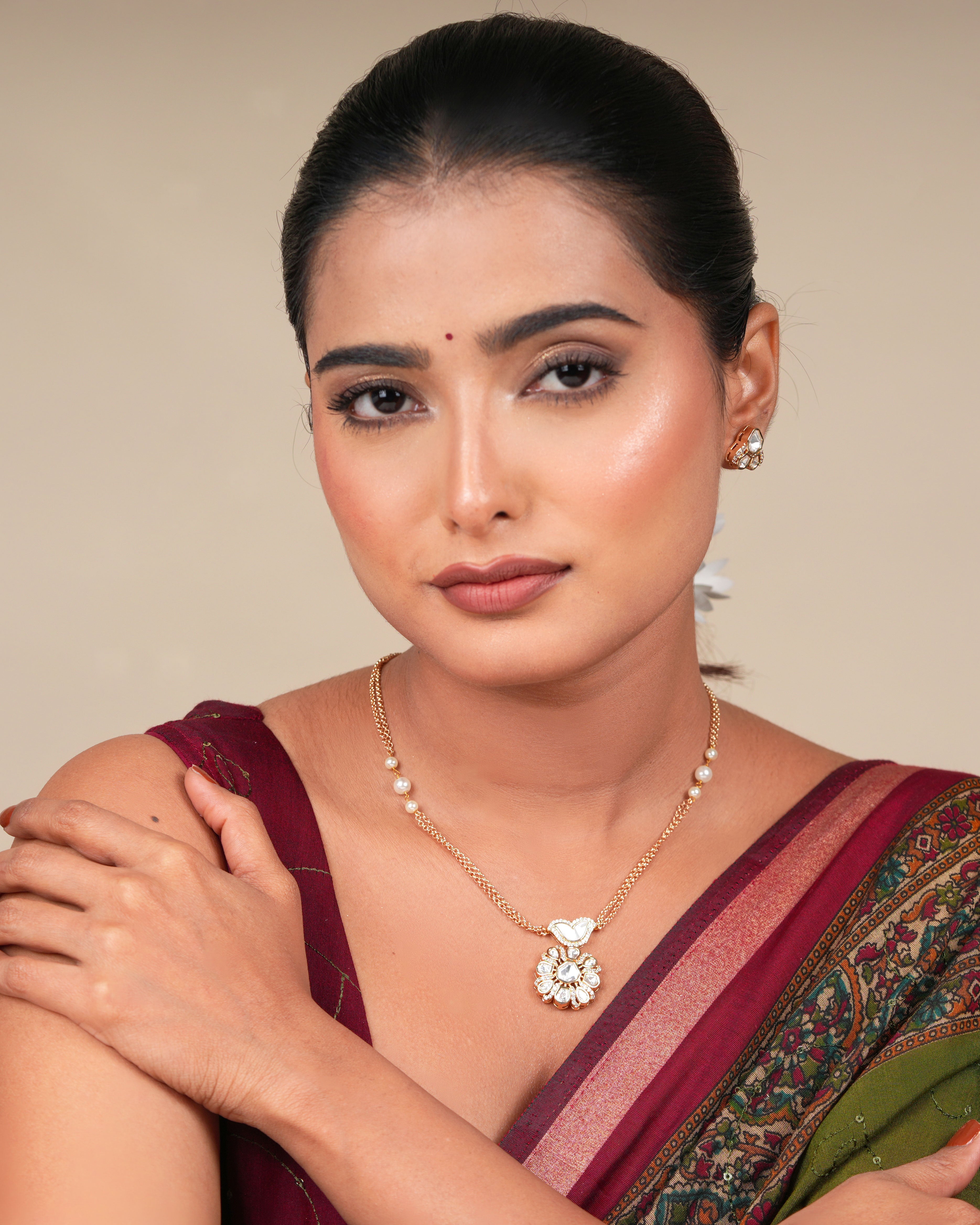 Stones and Beads Jewellery Set Earrings & Necklace