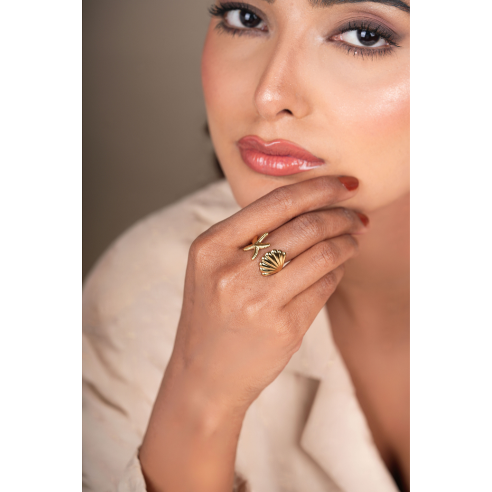 Elegant Starfish Ring – Stylish Jewelry for Women & Girls
