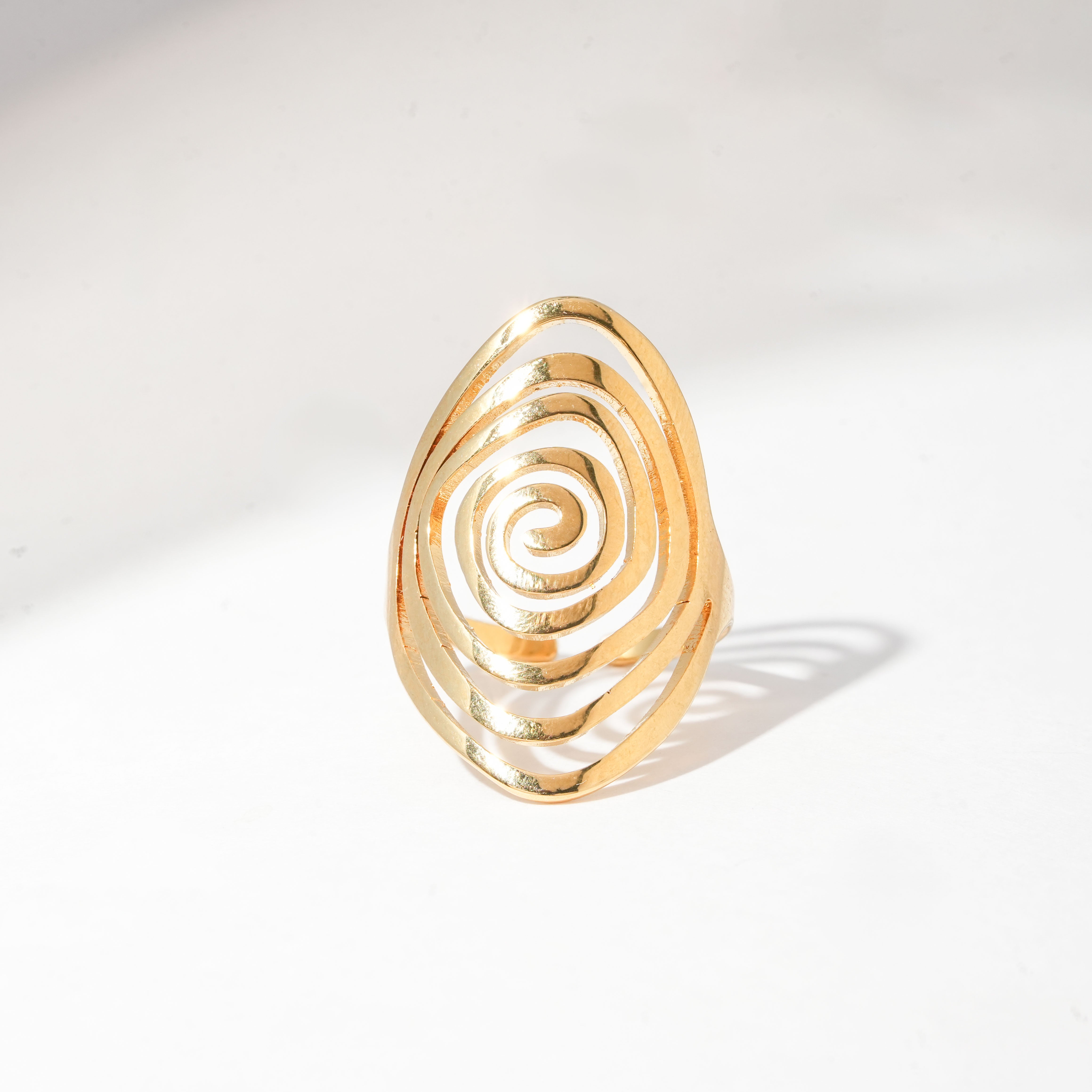 Elegant Circle Line Ring – Stylish Jewellery for Women & Girls