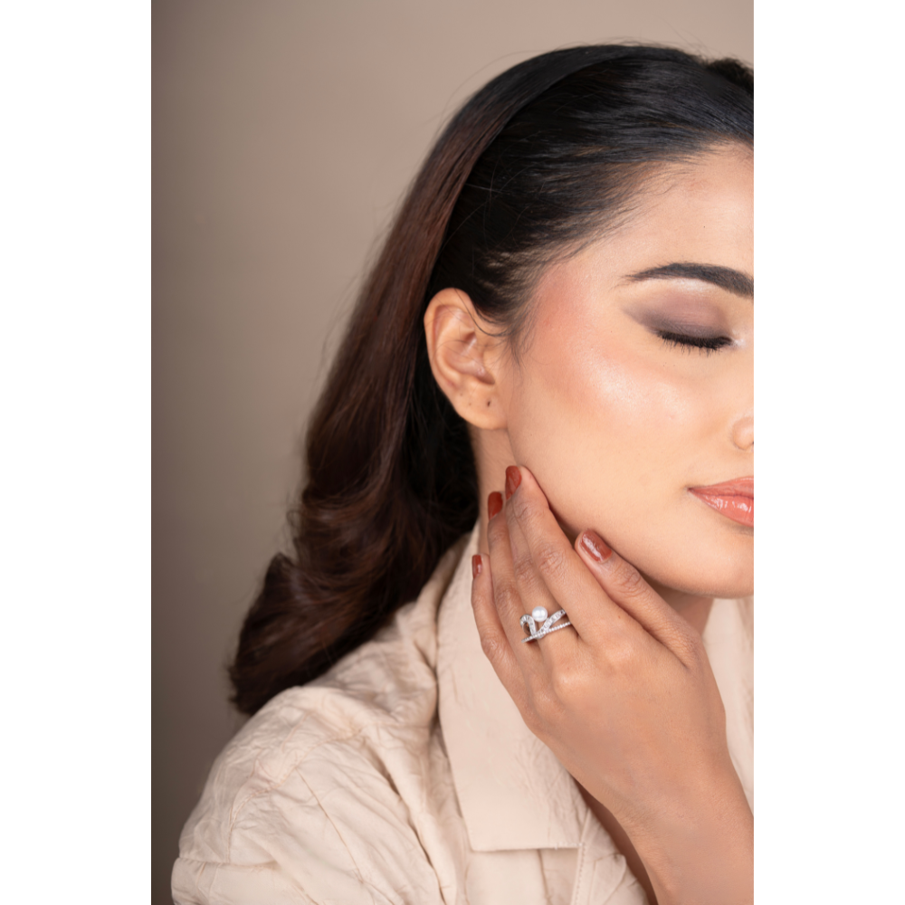 Elegant White Jem Ring – Stylish Jewellery for Women & Girls