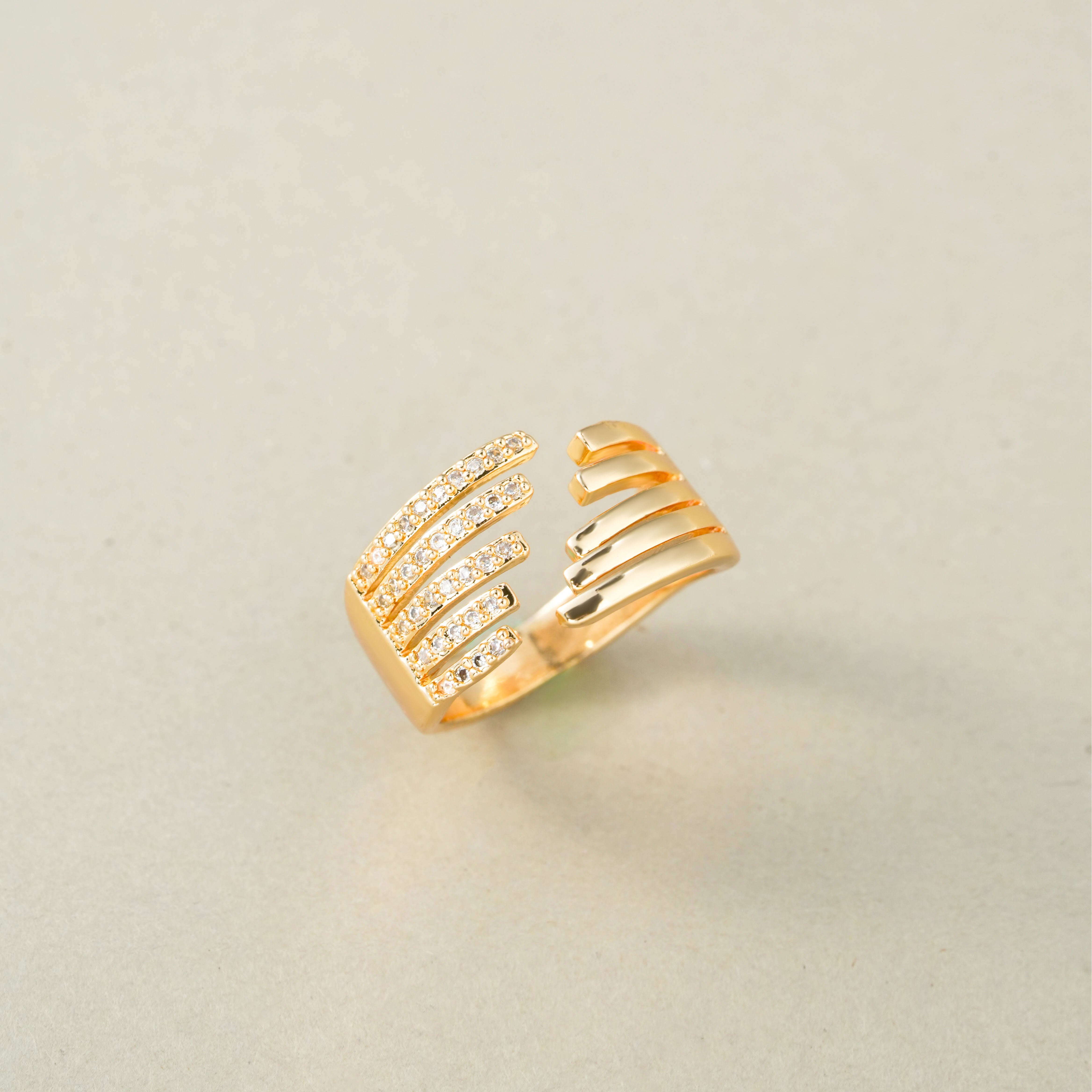 Elegant Side Cut Ring – Stylish Jewellery for Women & Girls