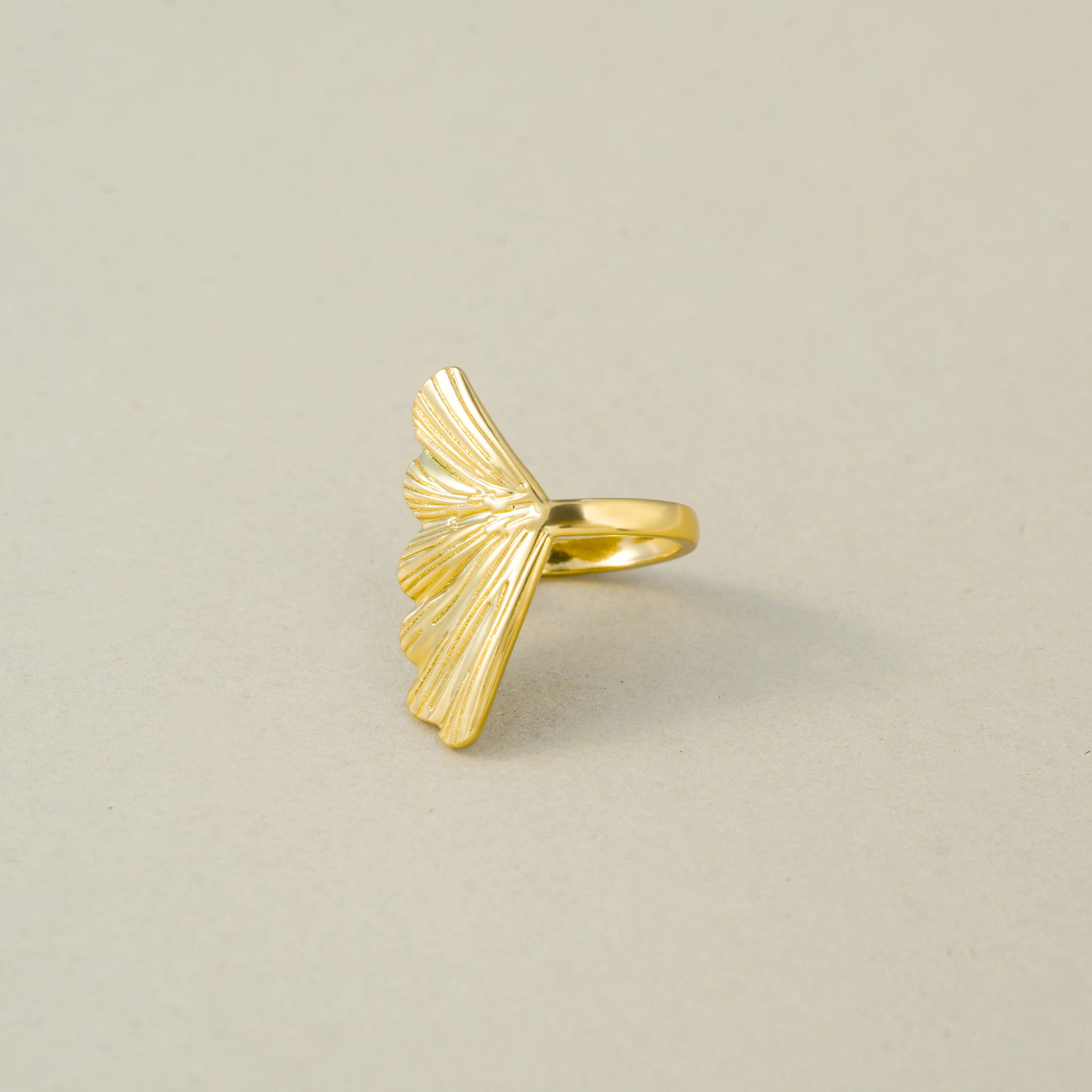 Elegant Onside Wing Ring – Stylish Jewellery for Women & Girls