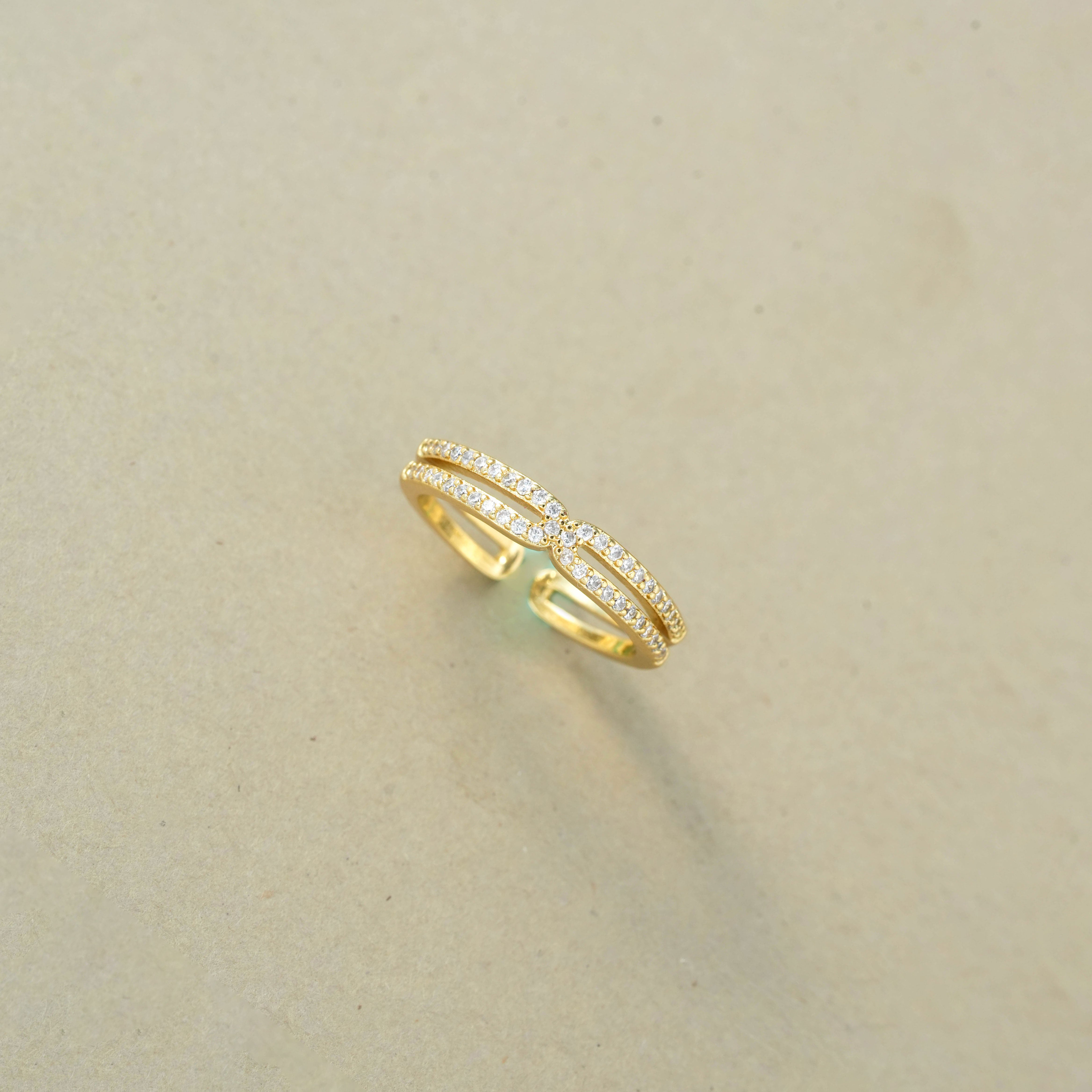 Elegant Slim Ring – Stylish Jewelry for Women & Girls