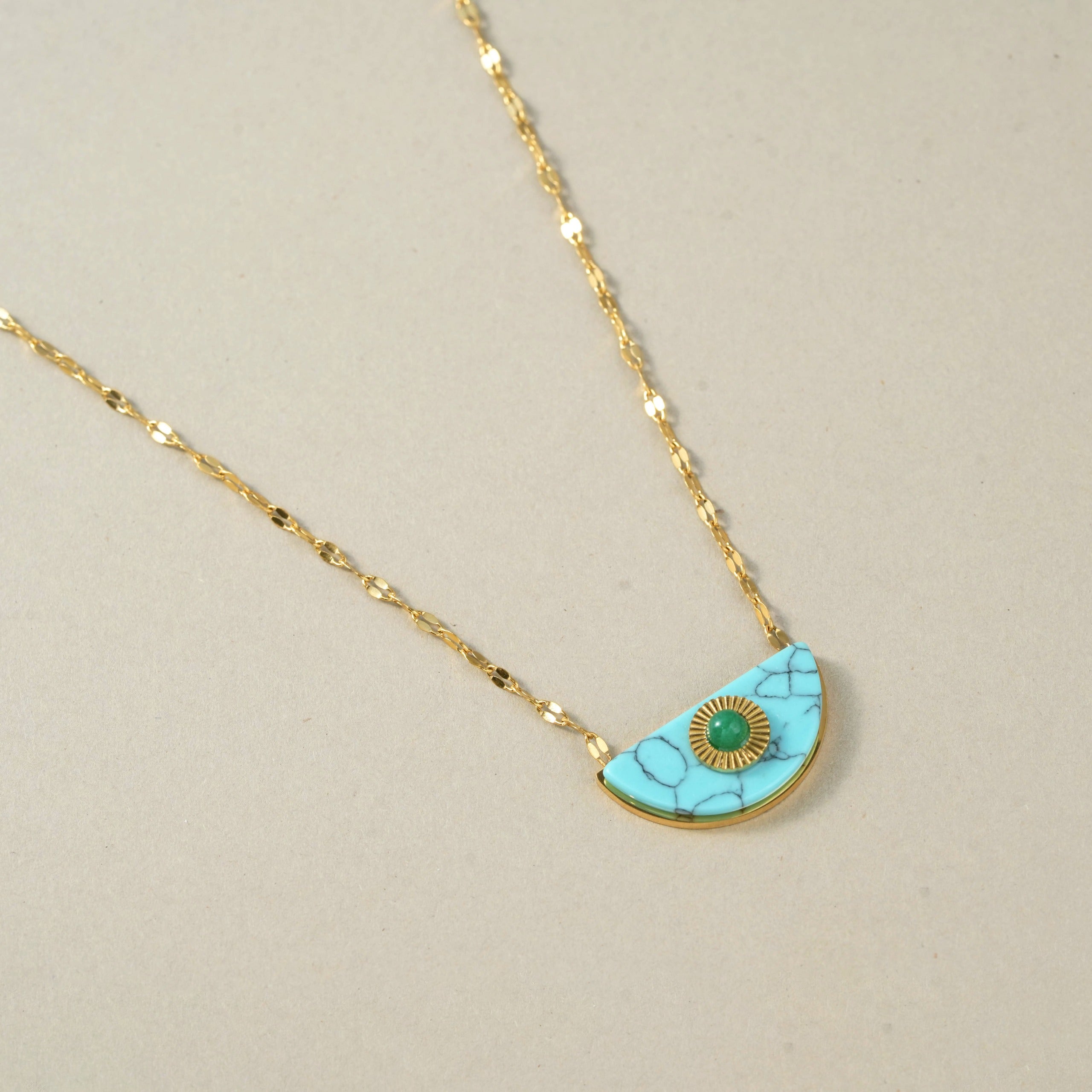 Elegant Bath Type Diamond Necklace – Traditional & Stylish Jewellery for Women